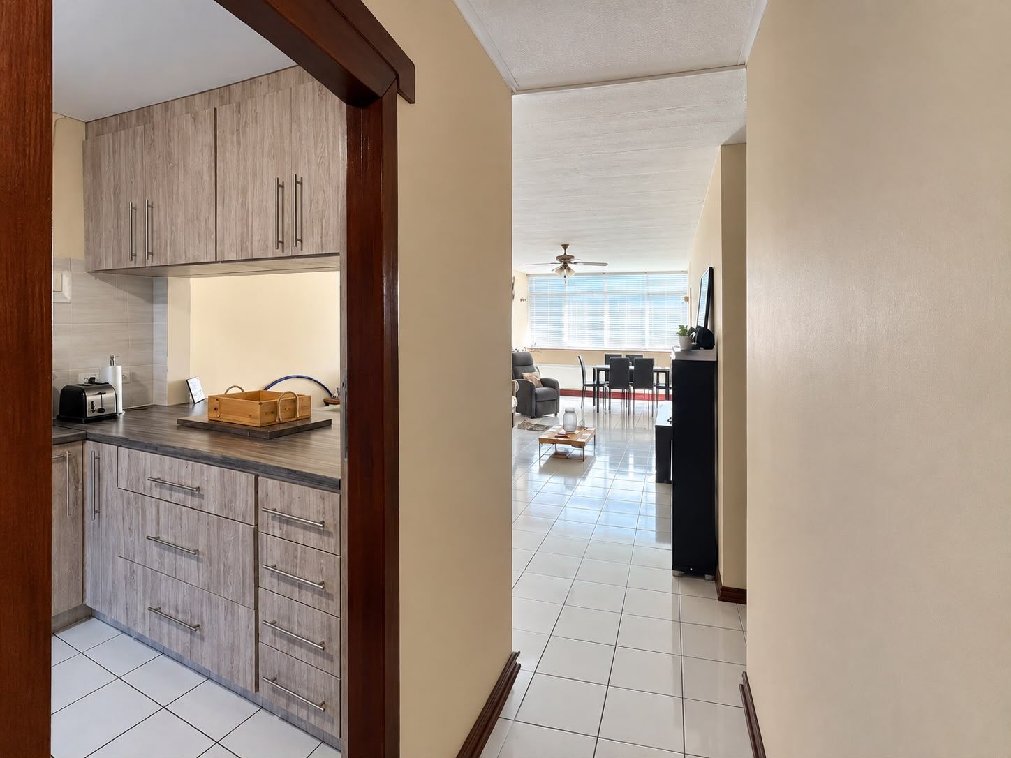 Property photograph 3