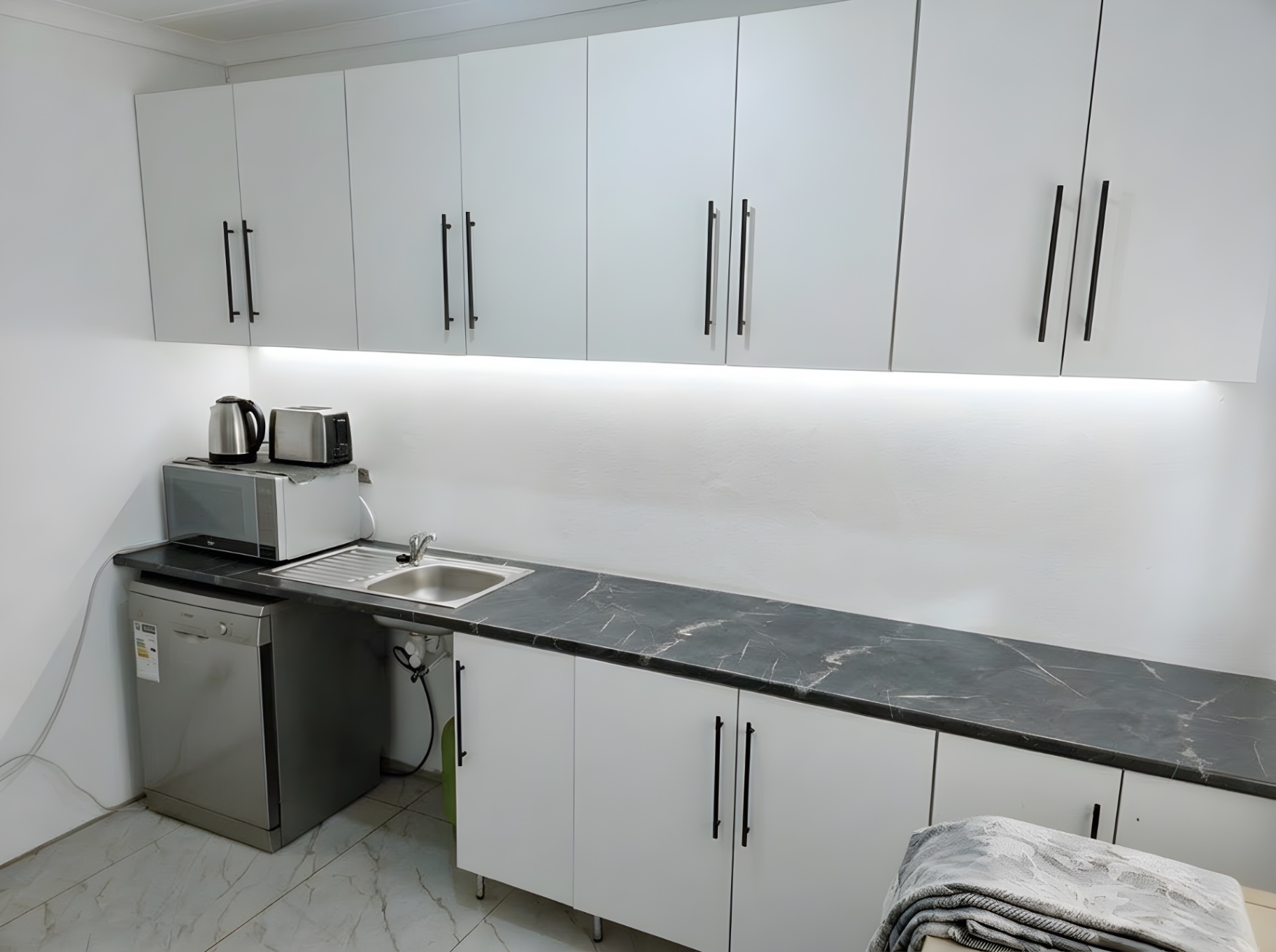Property photograph 3