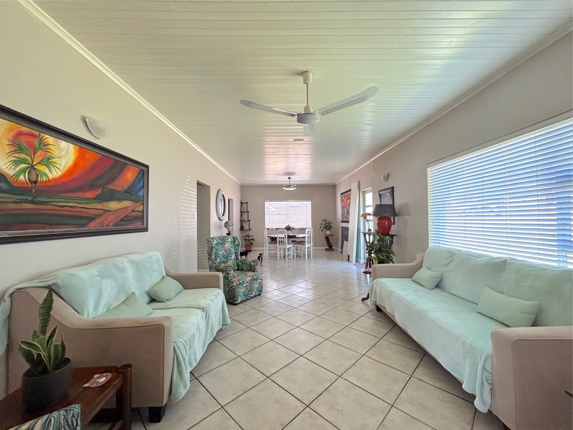 Property photograph 3