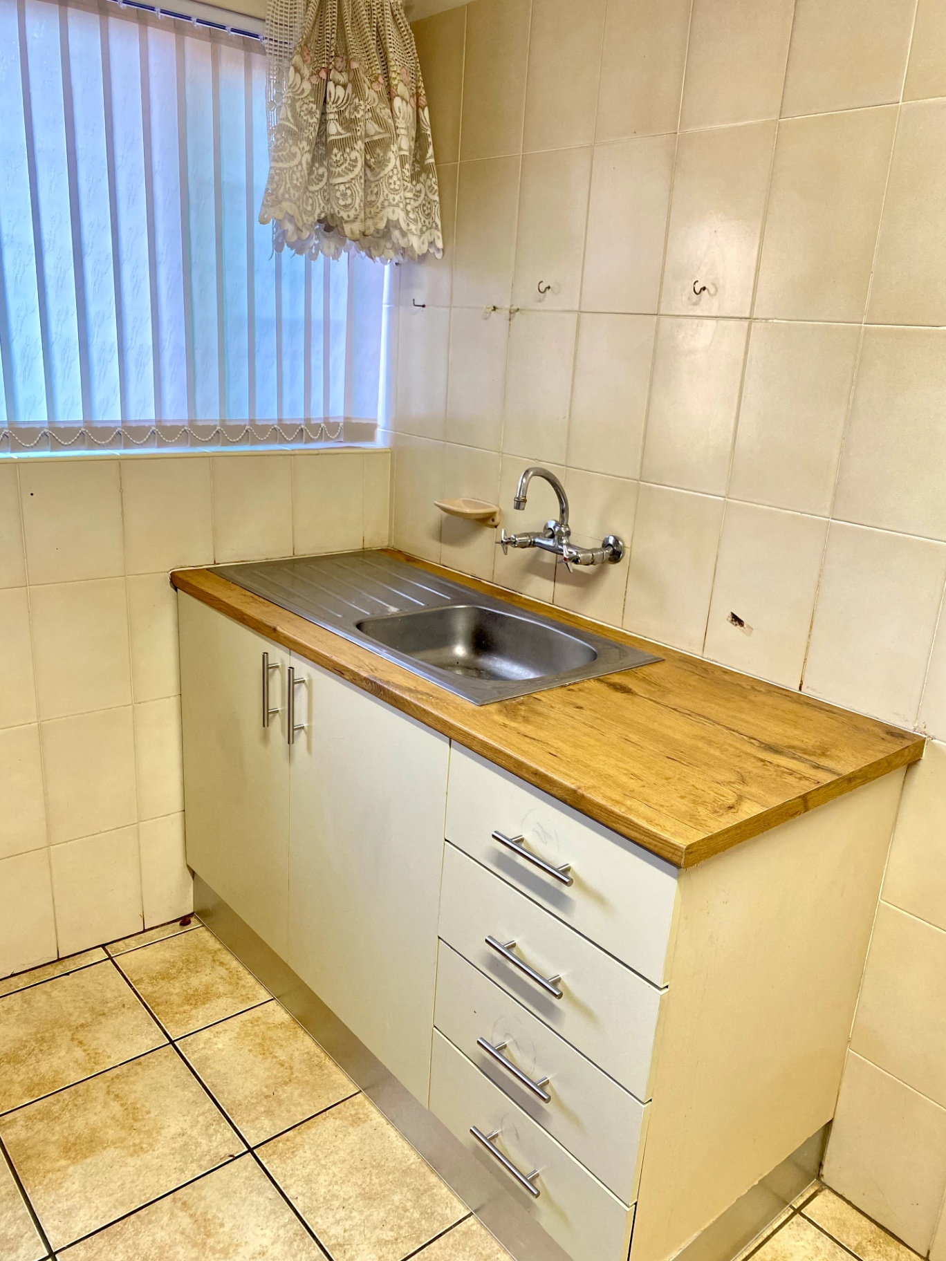 Property photograph 2