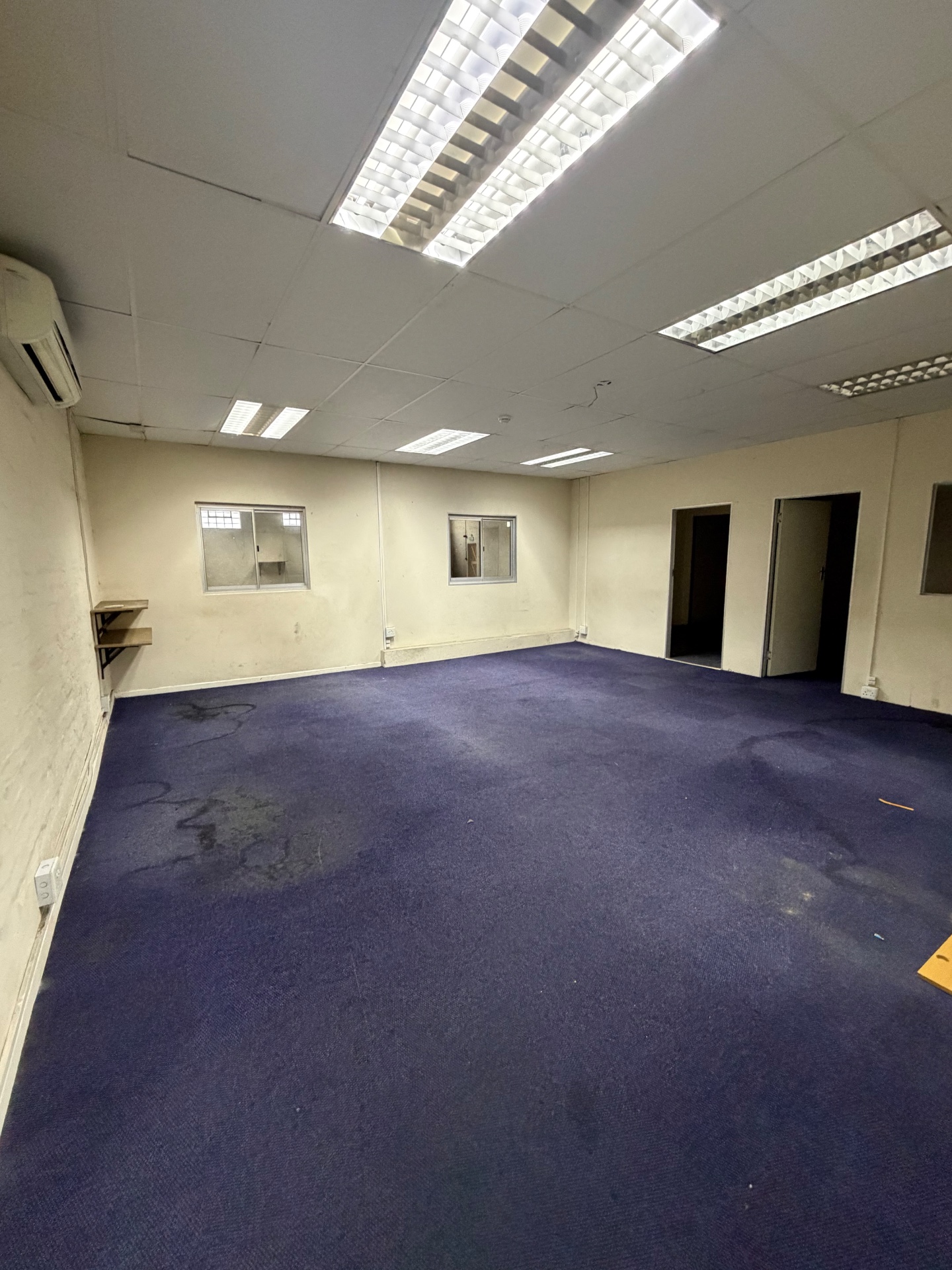Property photograph 4