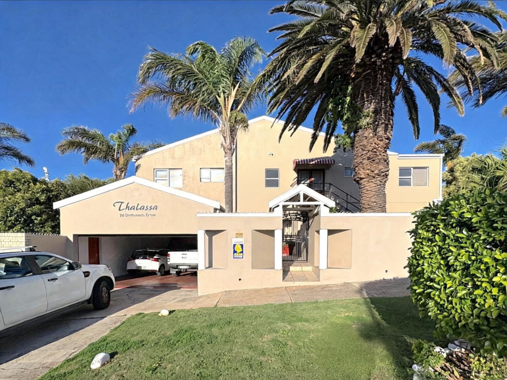 Property photograph 3