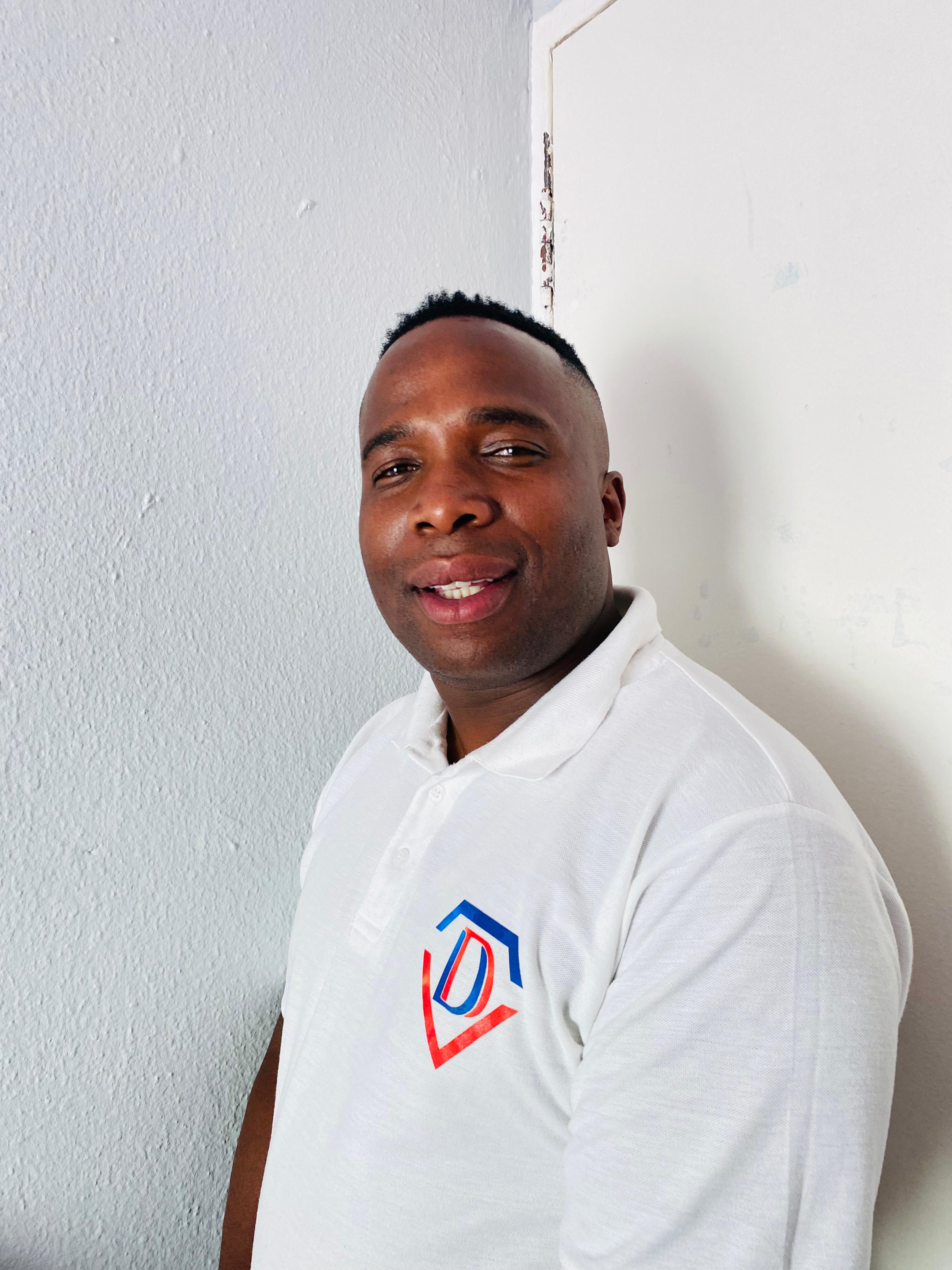Thulani Minjale