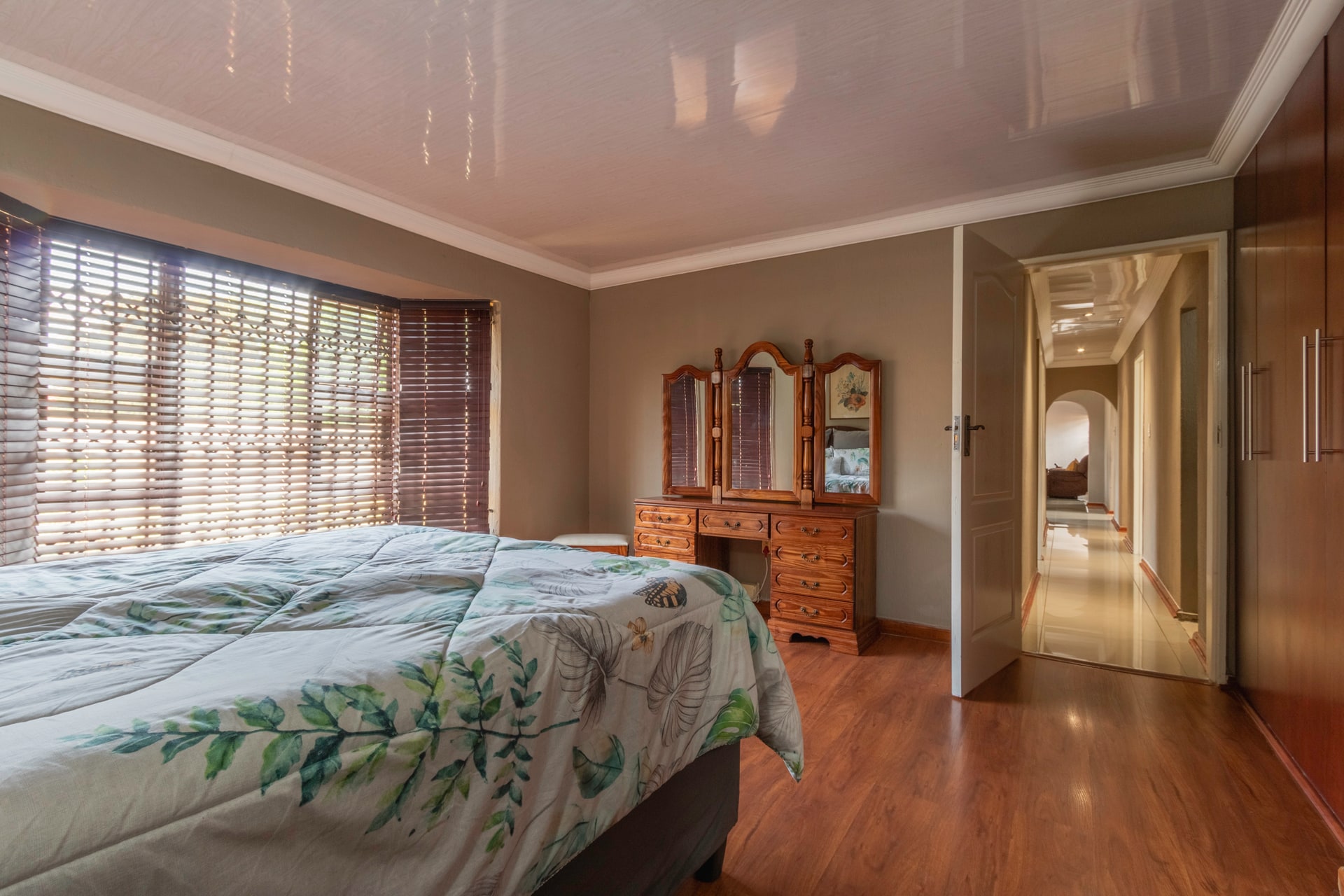 House For Sale in Crystal Park, Benoni