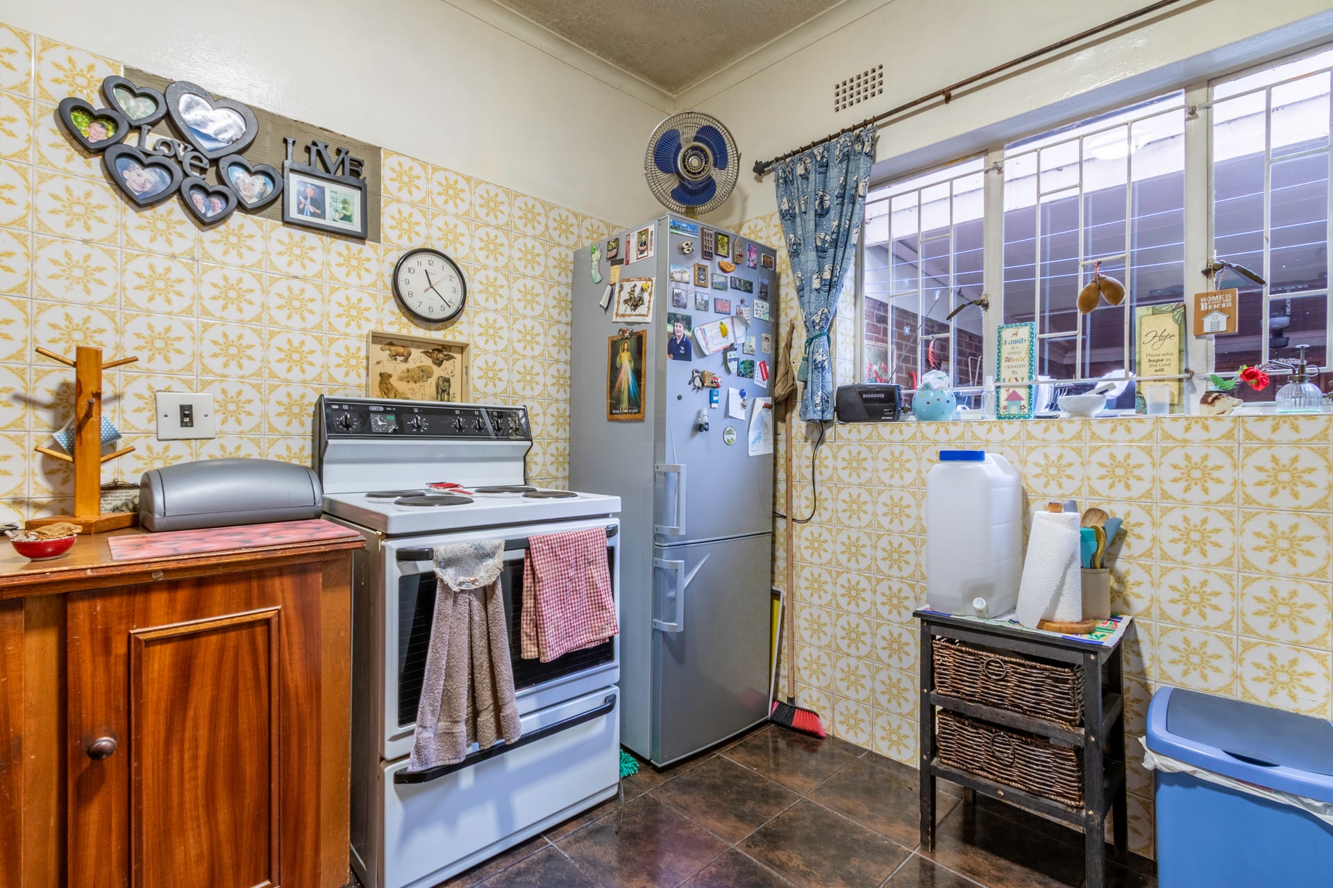 Spacious 2-Bedroom Townhouse with Garden and Double Garage in Secure Complex