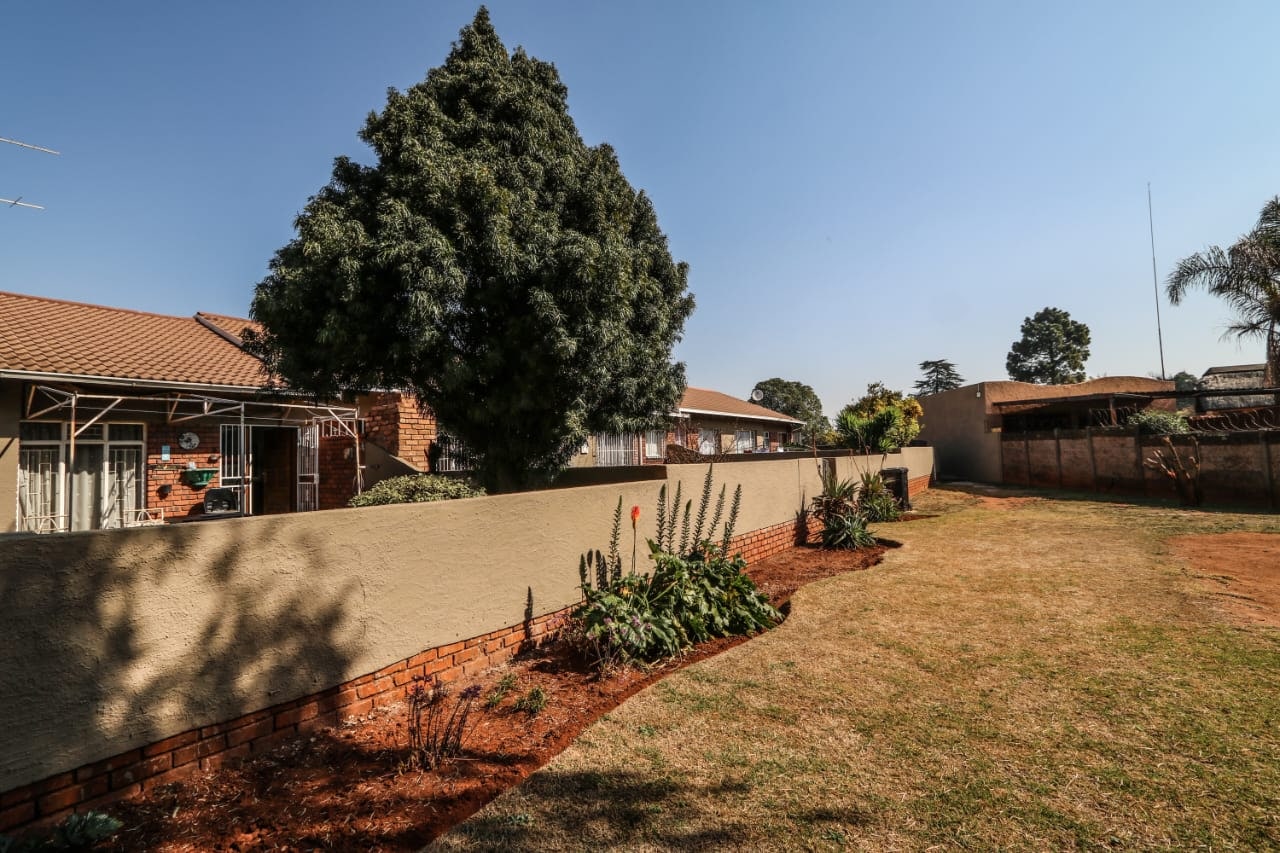 House For Sale in Dersley, Springs