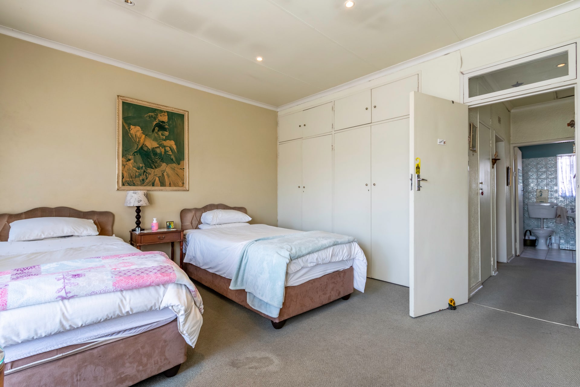 Spacious 2-Bedroom Townhouse with Garden and Double Garage in Secure Complex