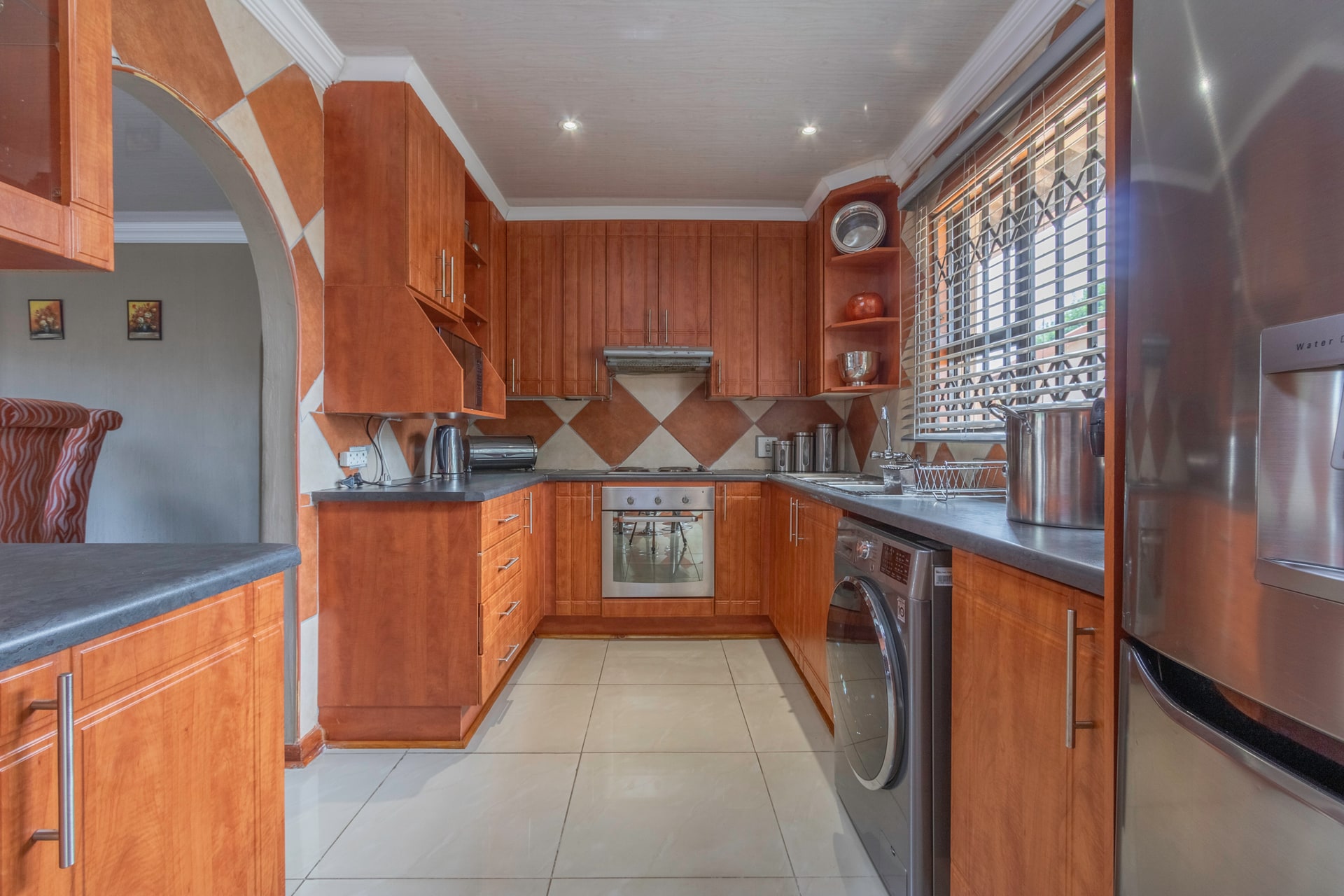 House For Sale in Crystal Park, Benoni