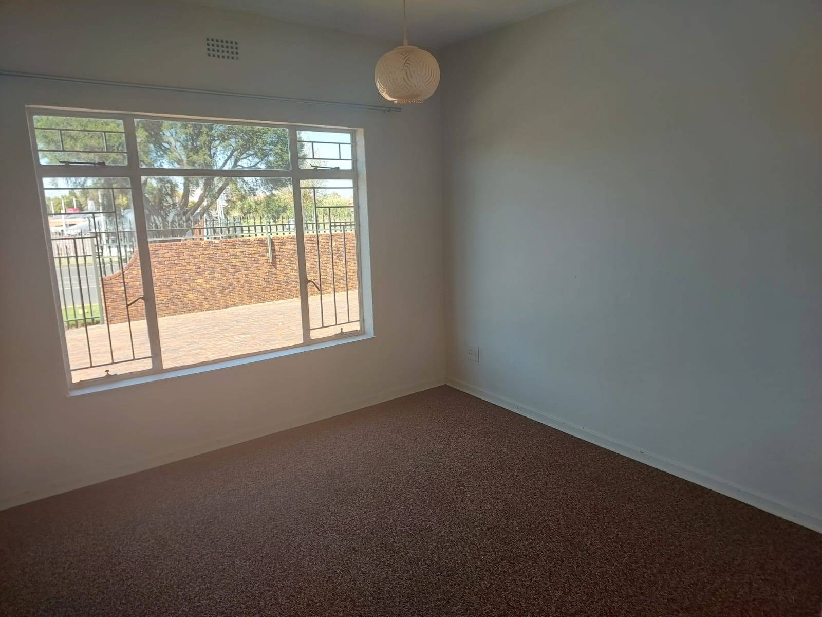 2-Bedroom Ground Floor Apartment for Sale in Howick Gardens, Northmead