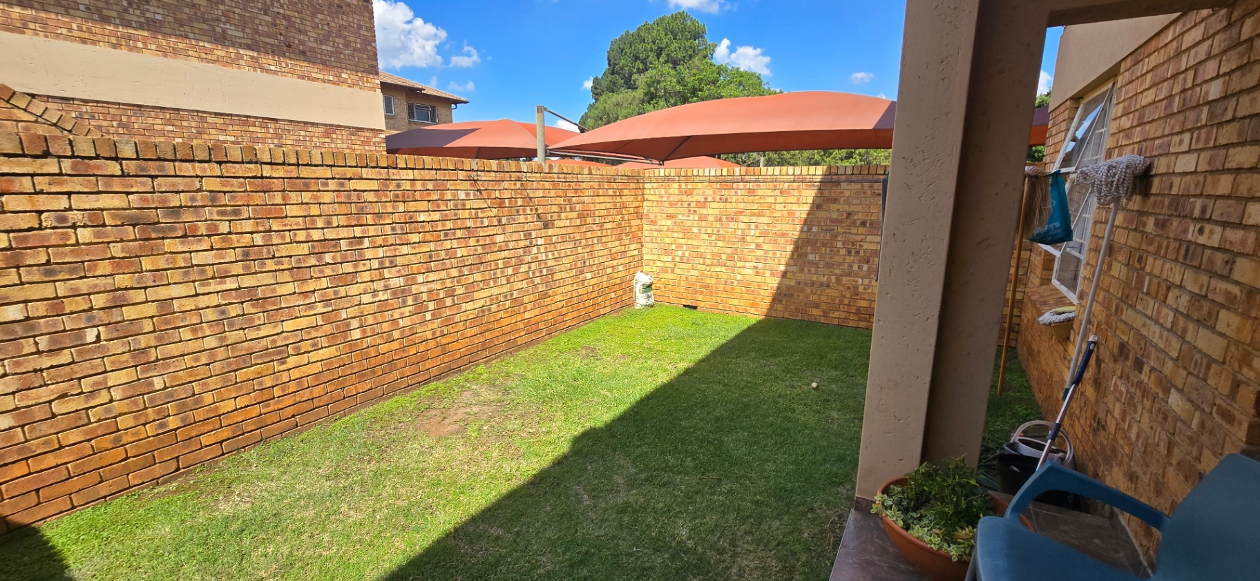 Ground Floor 2 Bedroom Unit with Private Garden in Cason