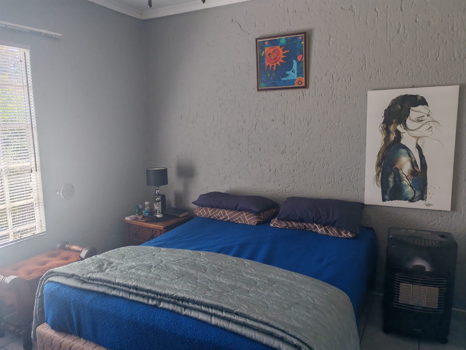 Neat 2-bedroom single storey unit for sale in Bartlett