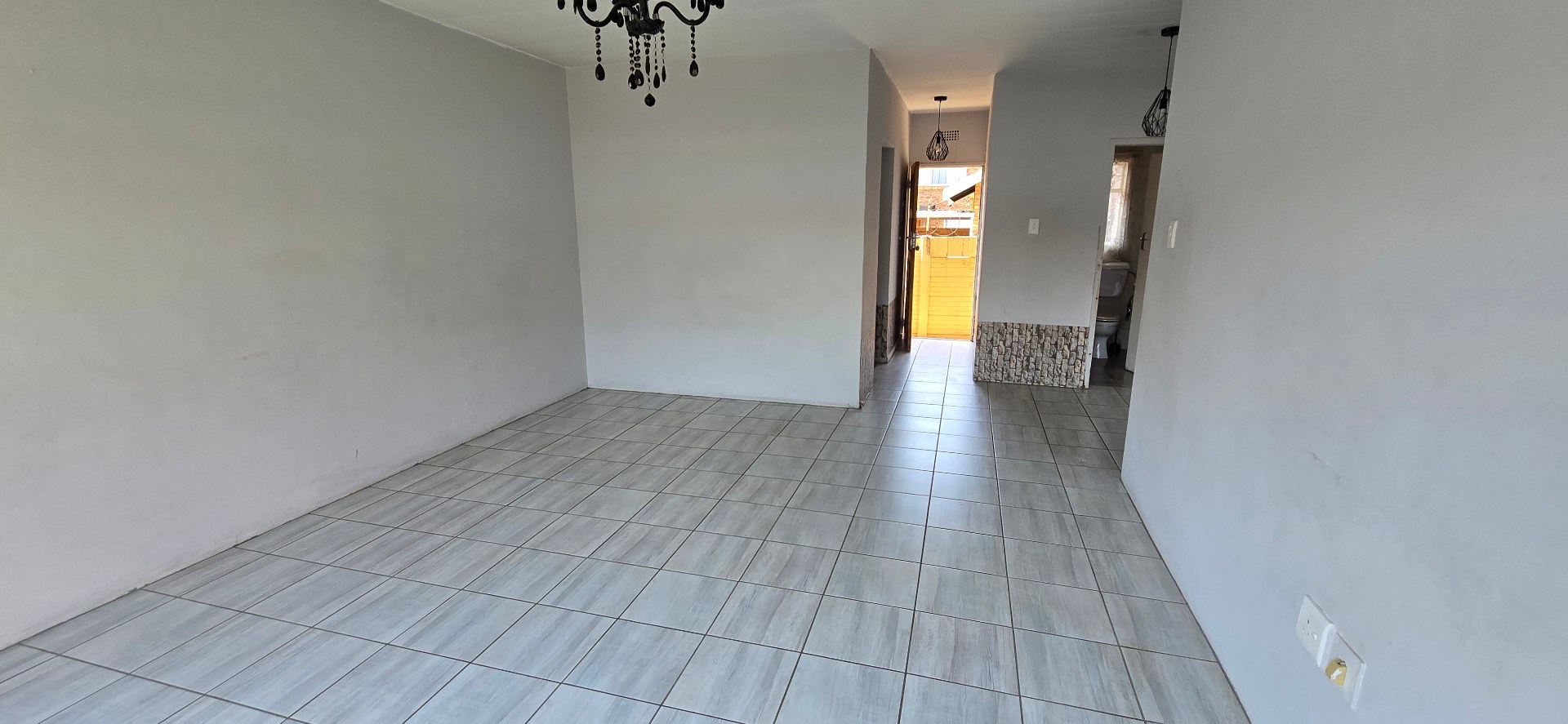 Neat 2 Bedroom Unit with Carport in Rynfield