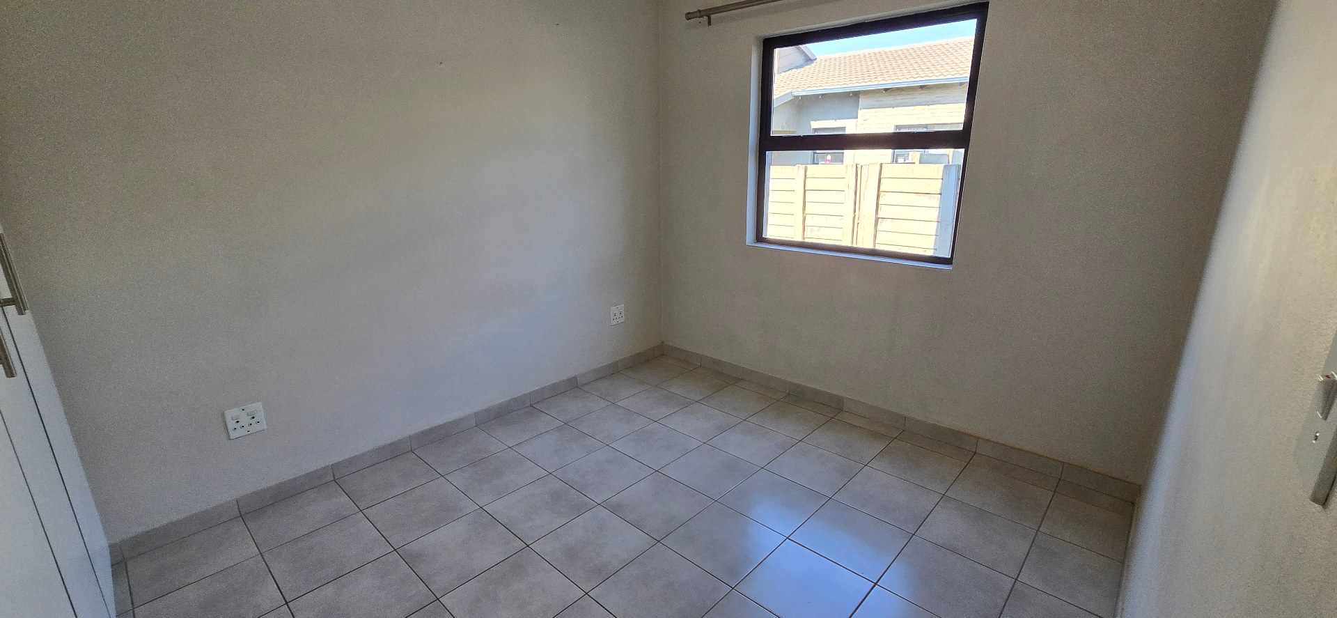 Private Garden Living in Sought-After Stanton View