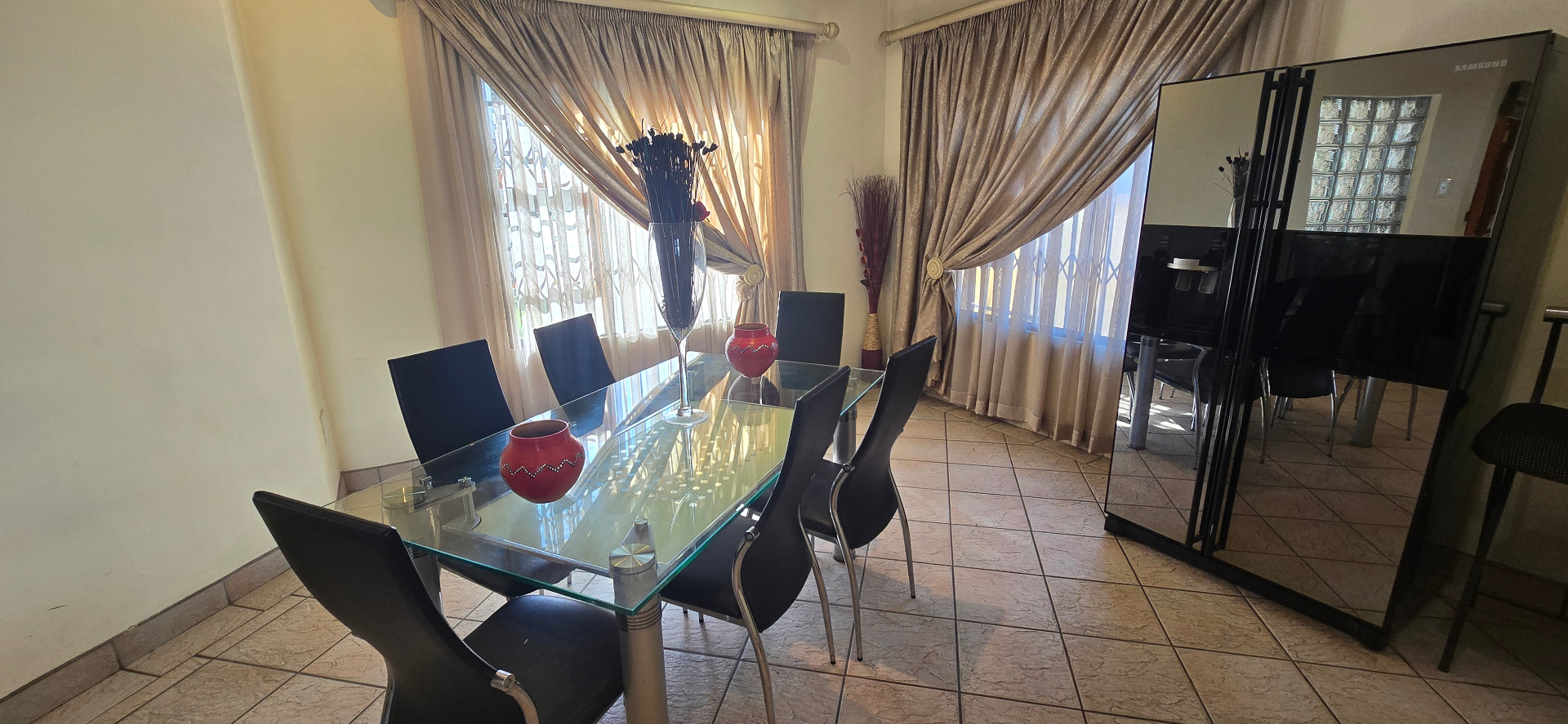 Elegant Family Living in a Quiet Cul-de-Sac within Prestigious Bishops Court Estate