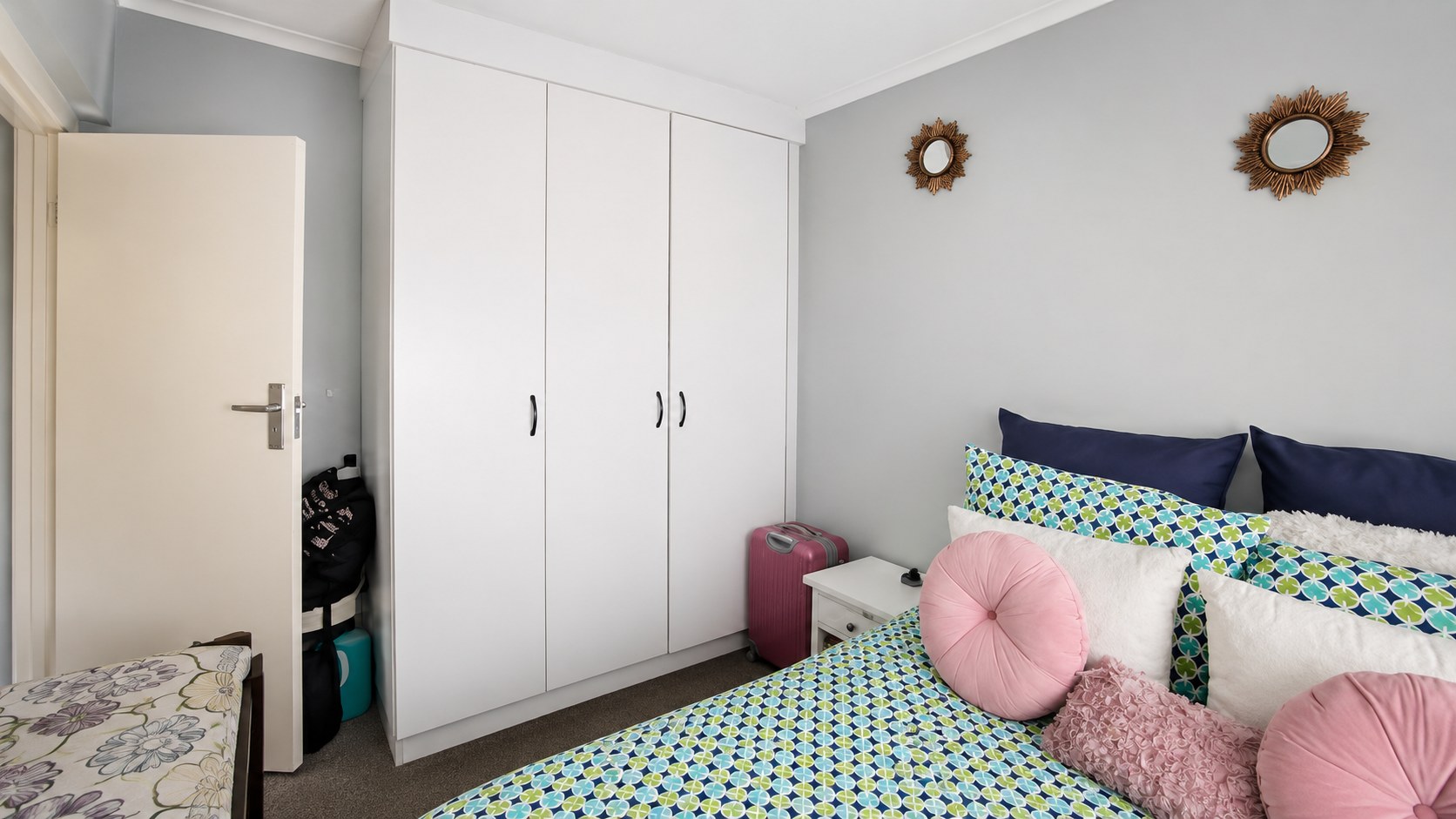 Spacious Ground Floor Apartment with Private Garden in a Secure Complex