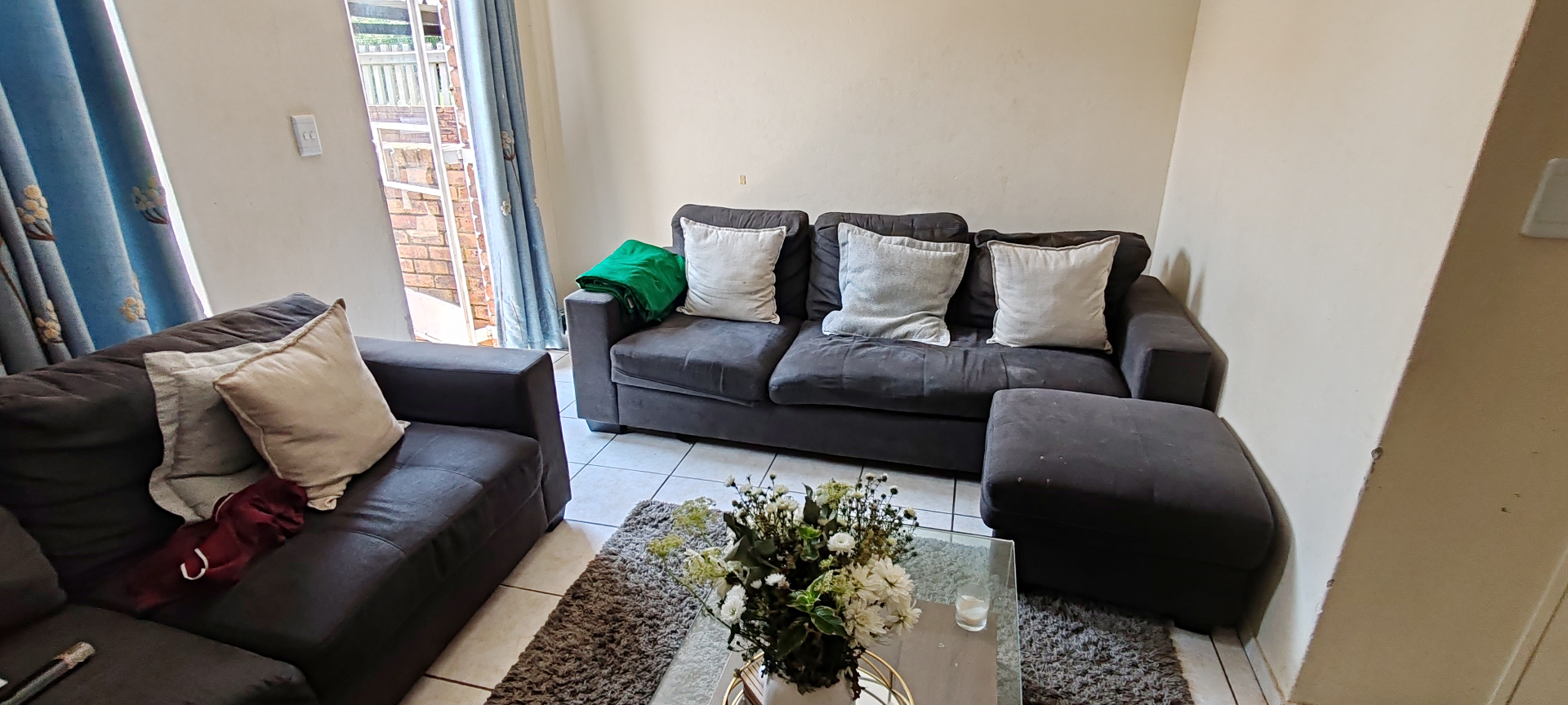 Crystal Park Gem: Your New Apartment Awaits!
