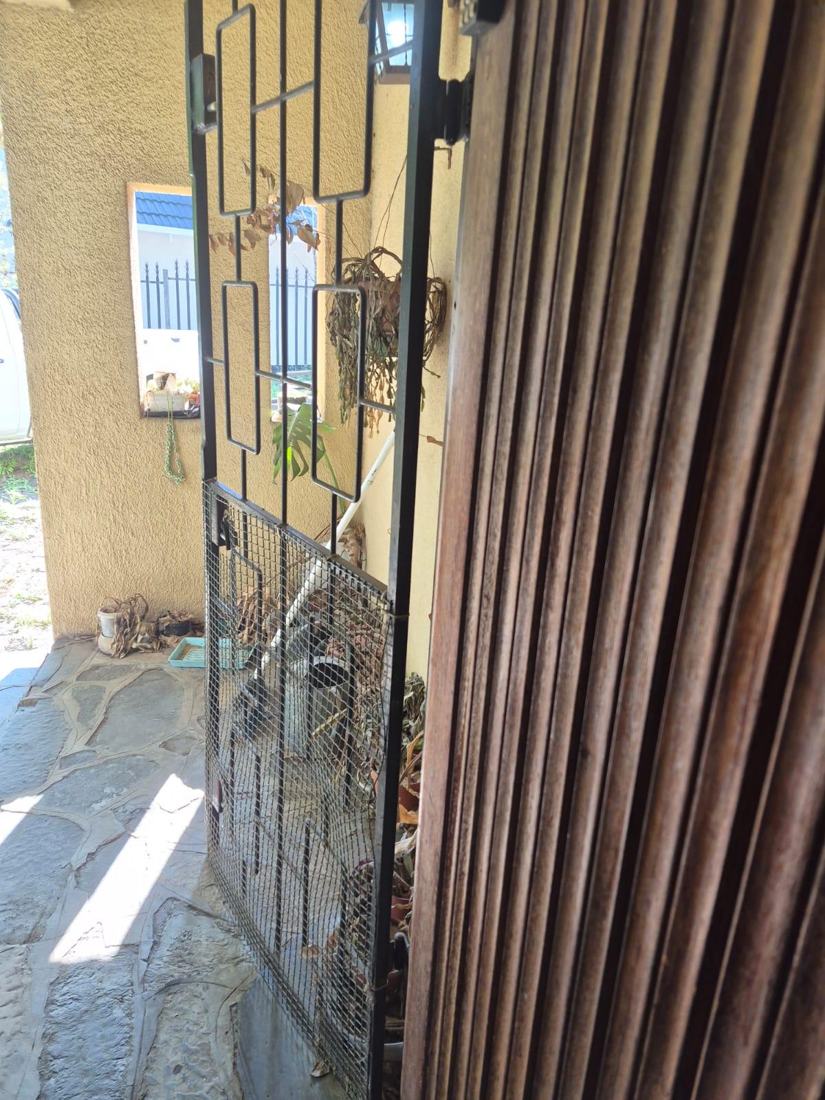 Unlock the Potential – A Spacious Property with Endless Possibilities! A true dream project to flip.