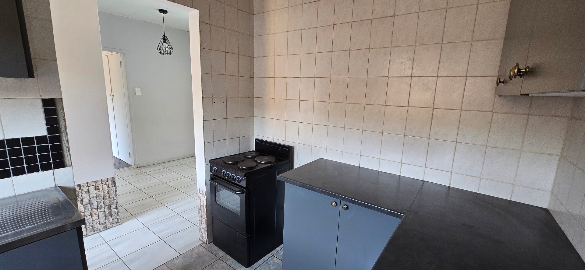 Neat 2 Bedroom Unit with Carport in Rynfield