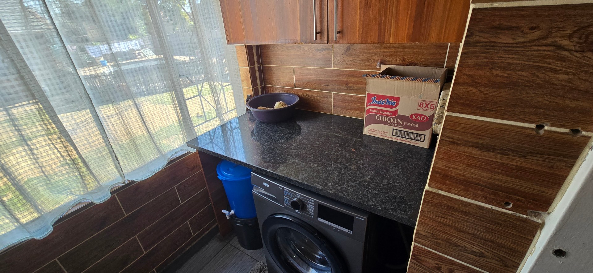 Spacious Property with Flatlet and Great Location Near OR Tambo Airport