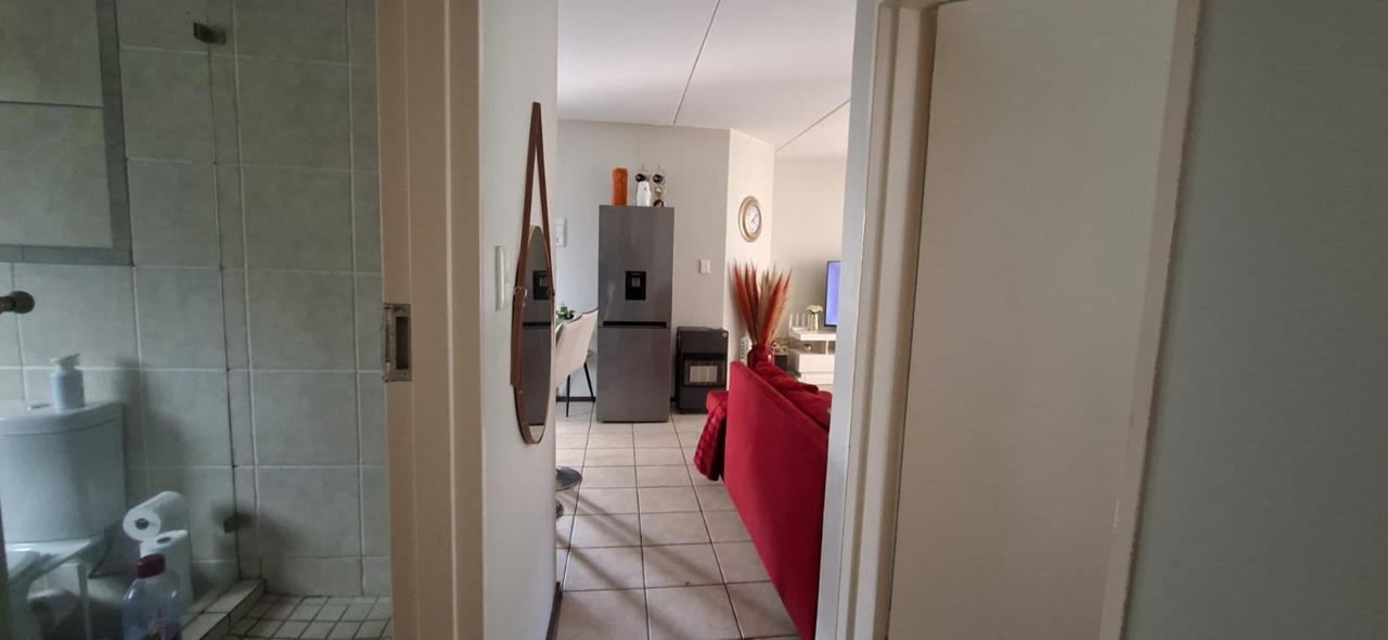 Spacious Ground Floor Apartment with Private Garden in a Secure Complex