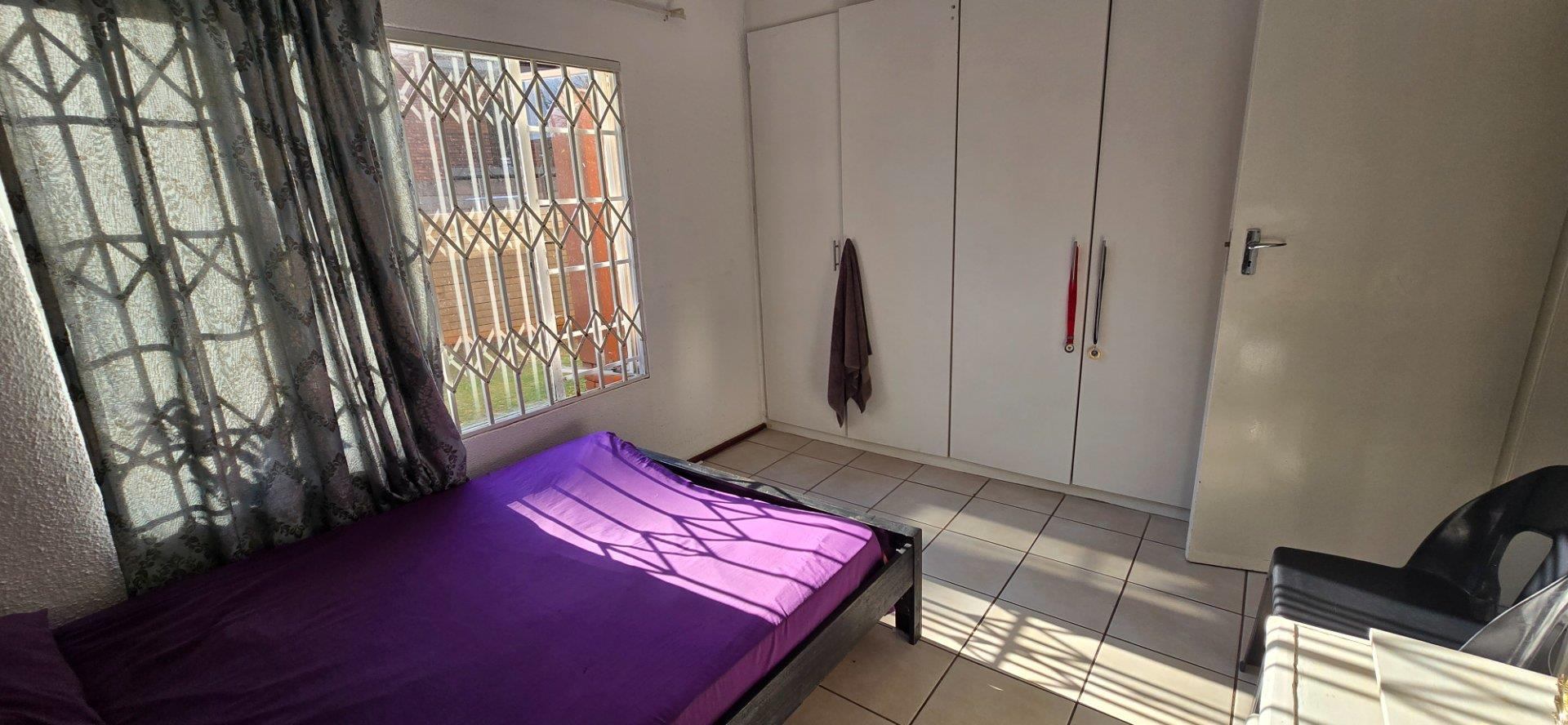 Well-Presented Ground Floor Unit – Ideal for Investors