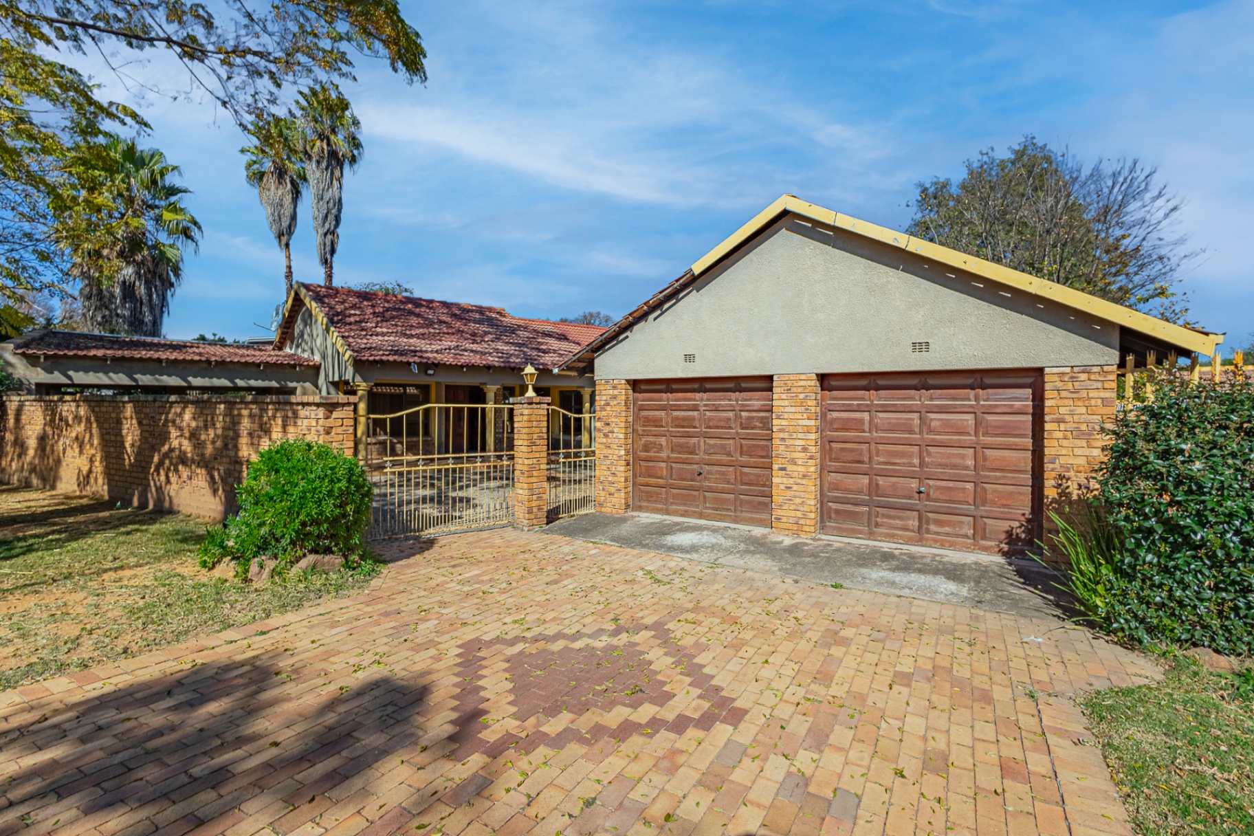 Spacious Family Home with Great Entertaining Areas in Crystal Park