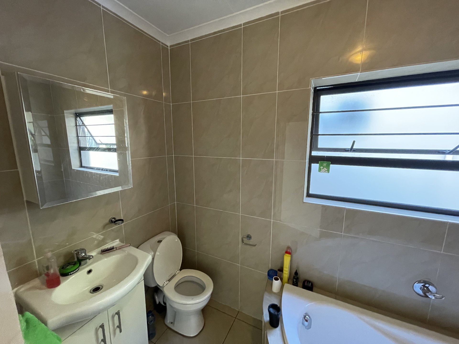 Modern Two Bedroom Rental Property Available In The Heart Of Brentwood Park

