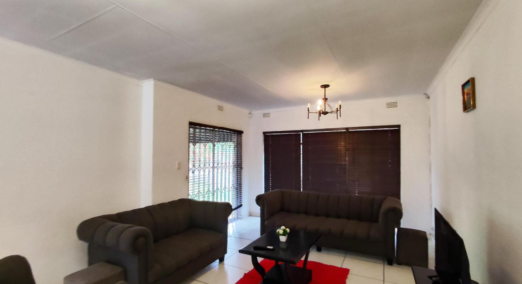 Norkem Park Gem! Modern Townhouse - Your New Home Awaits!
