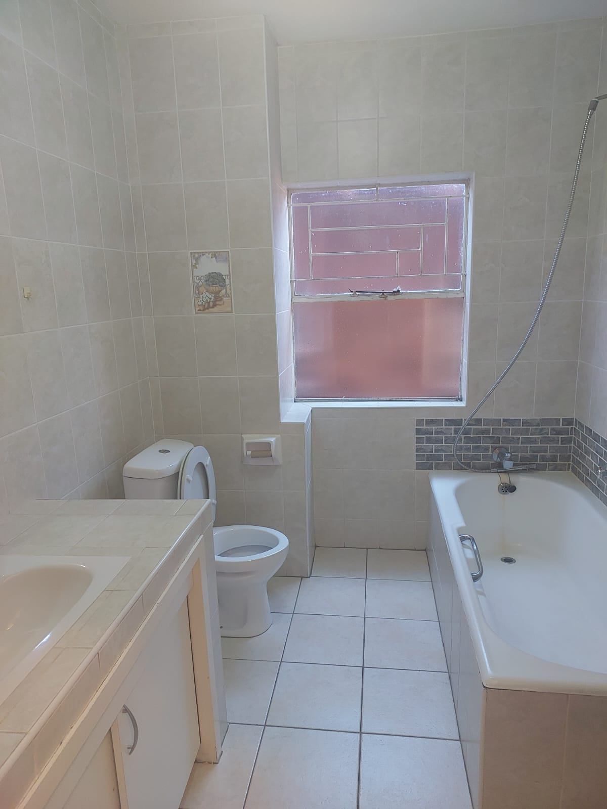 2-Bedroom Ground Floor Apartment for Sale in Howick Gardens, Northmead