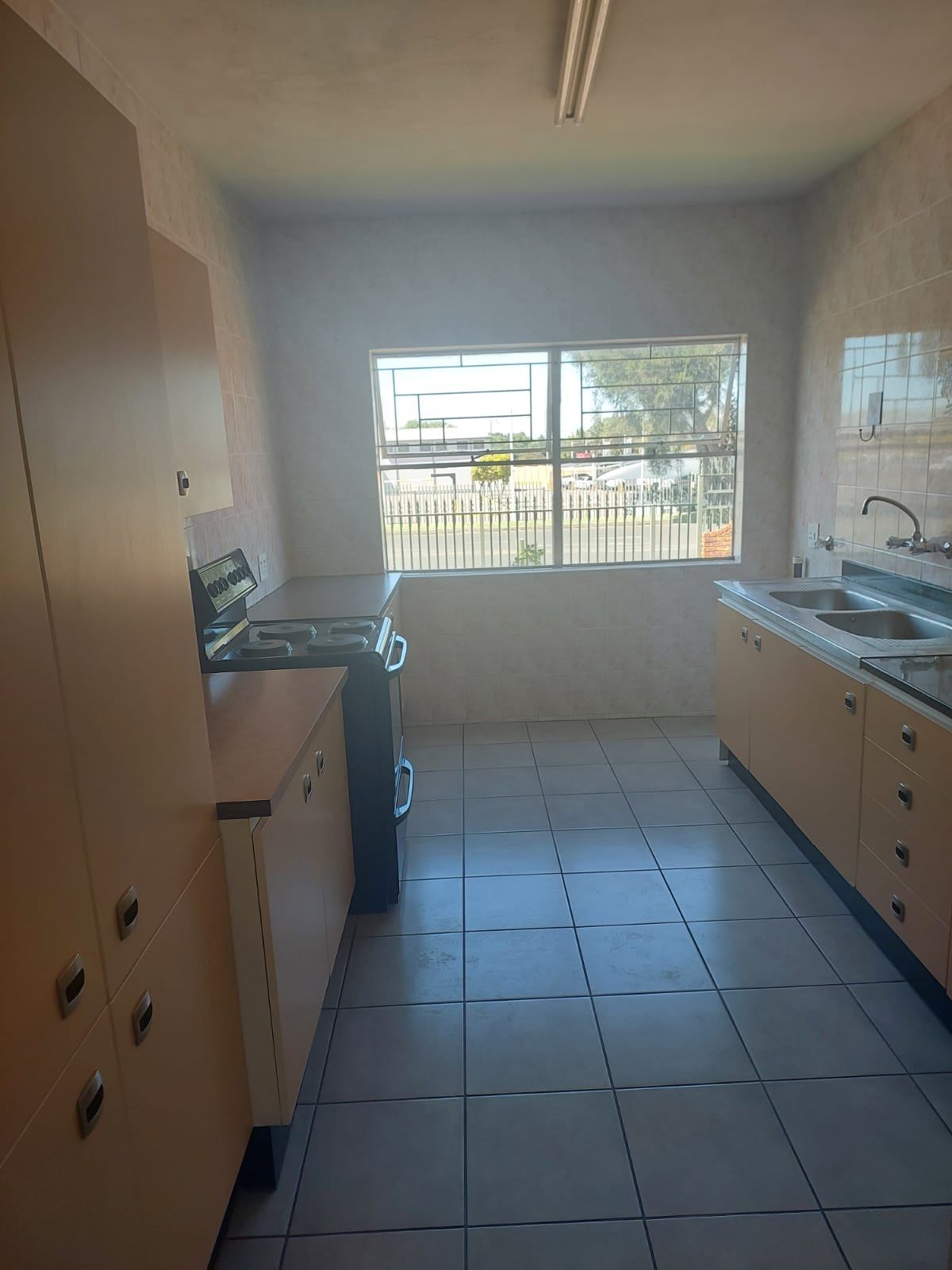 2-Bedroom Ground Floor Apartment for Sale in Howick Gardens, Northmead