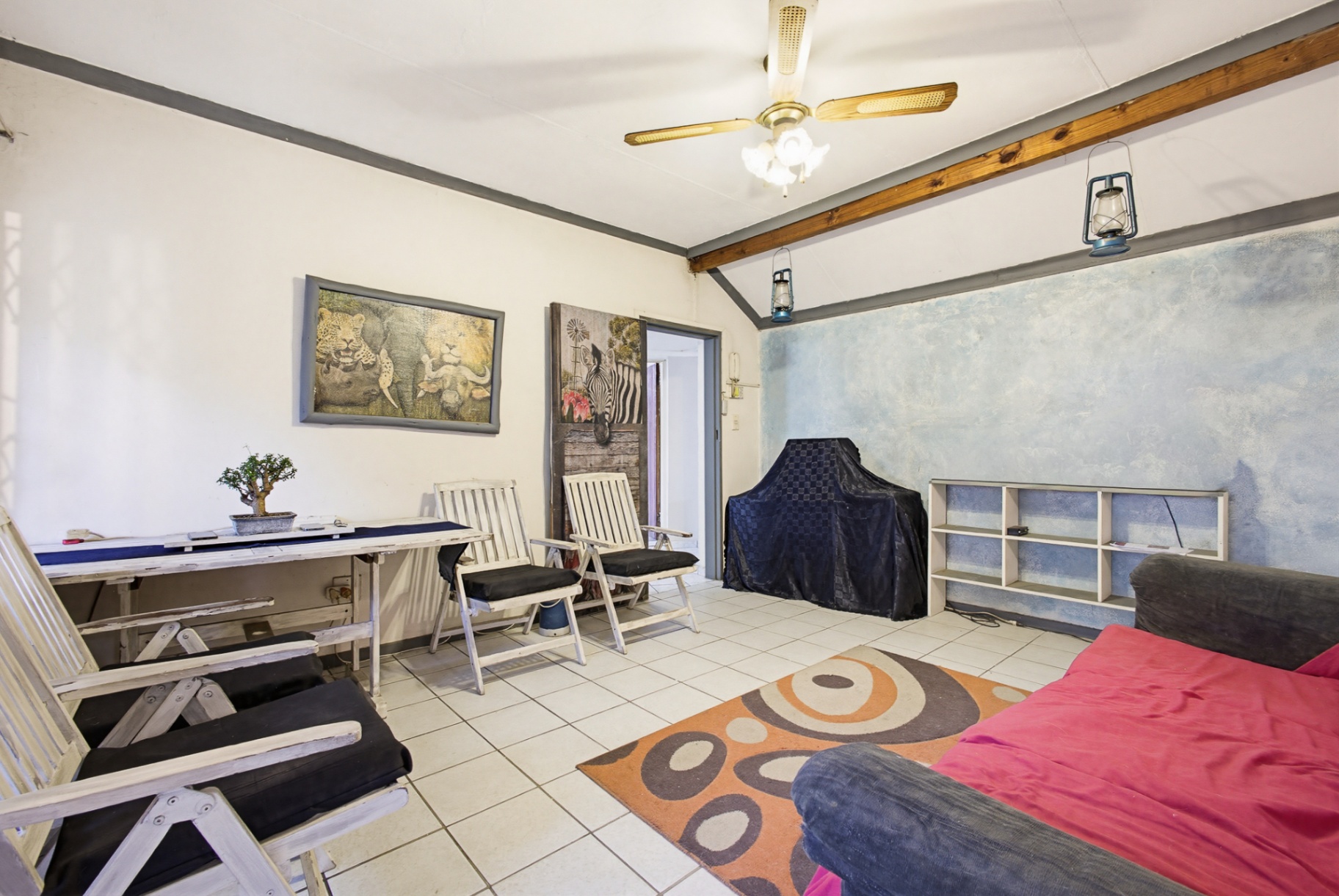 Neat 4 Bedroom Home with Flat Potential in Rhodesfield