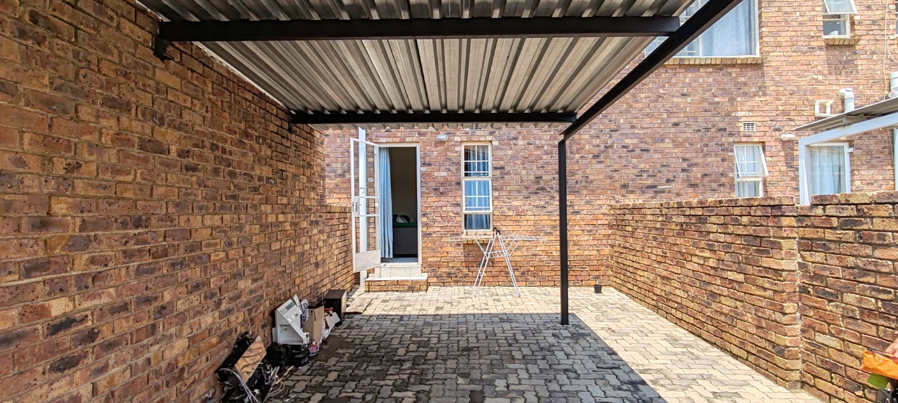 Crystal Park Gem: Your New Apartment Awaits!
