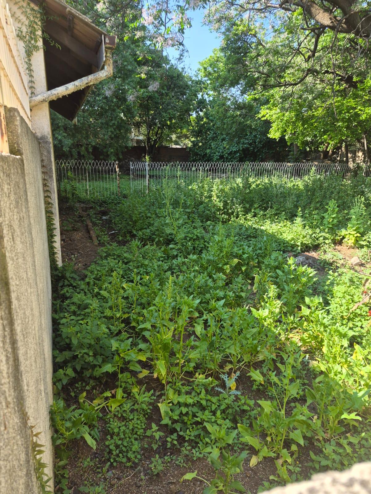 Unlock the Potential – A Spacious Property with Endless Possibilities! A true dream project to flip.