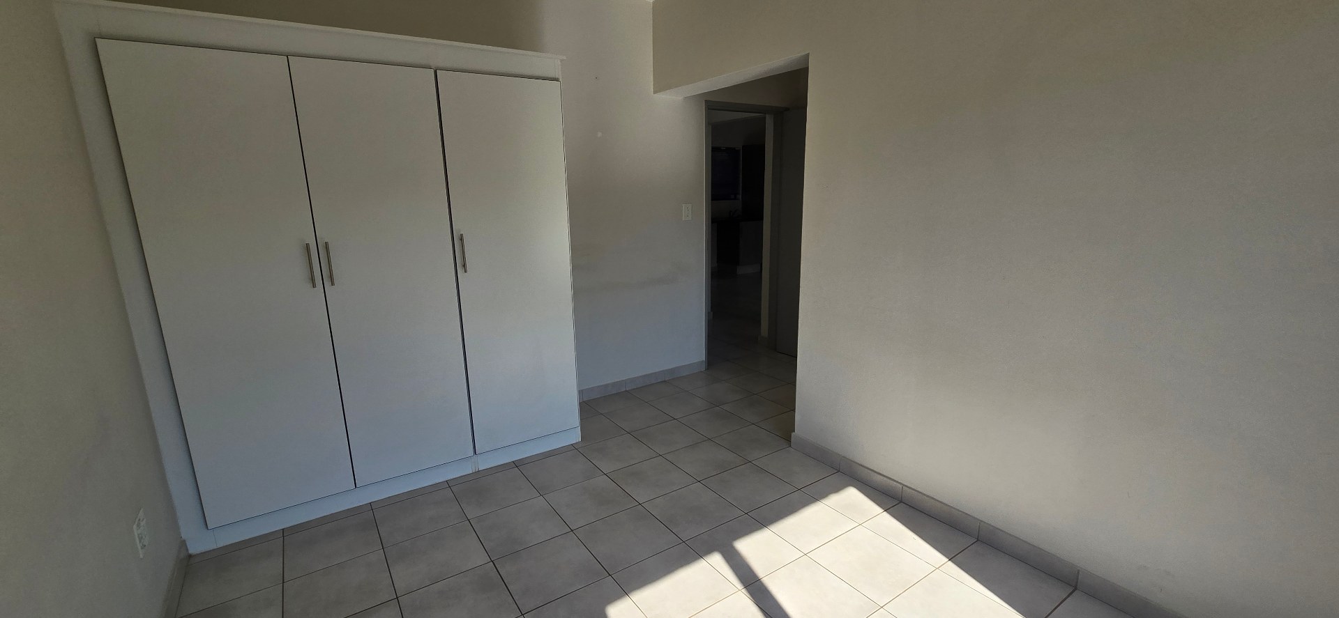 Private Garden Living in Sought-After Stanton View