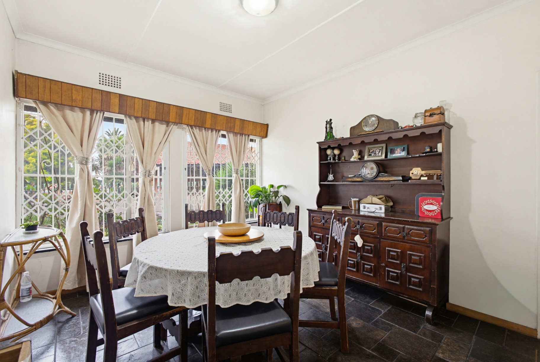 Neat 4 Bedroom Home with Flat Potential in Rhodesfield