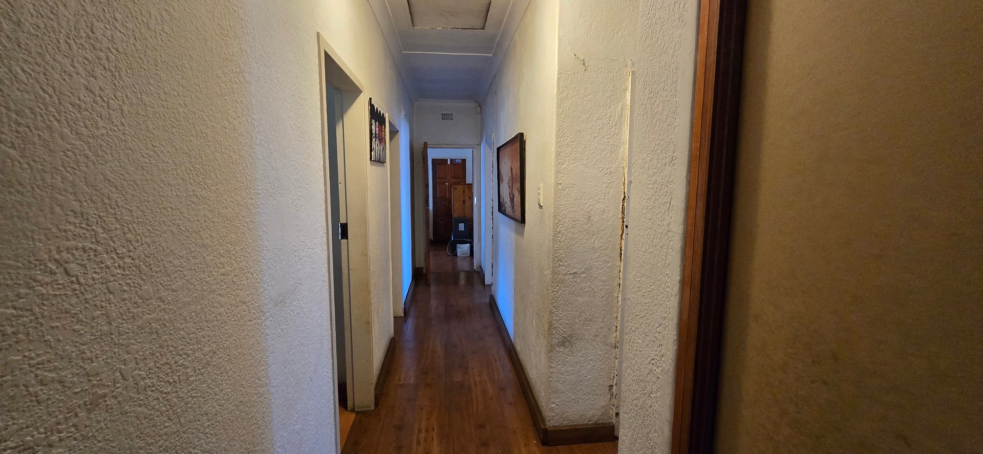 Spacious Property with Flatlet and Great Location Near OR Tambo Airport