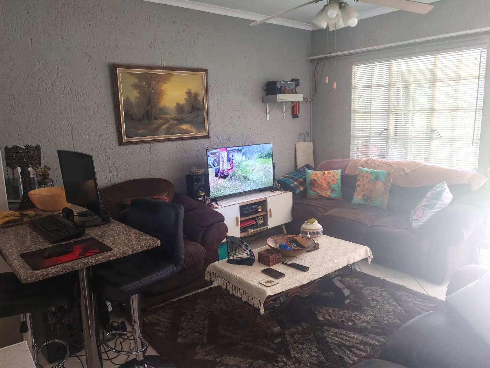 Neat 2-bedroom single storey unit for sale in Bartlett