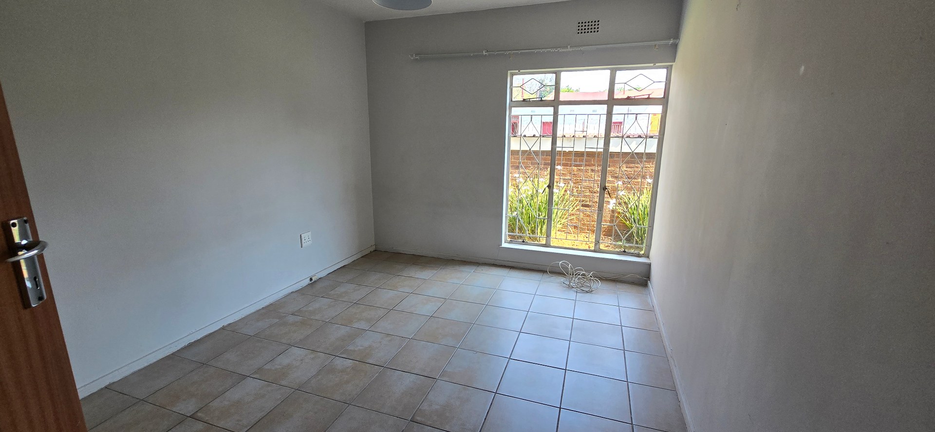 Neat 2 Bedroom Unit with Carport in Rynfield