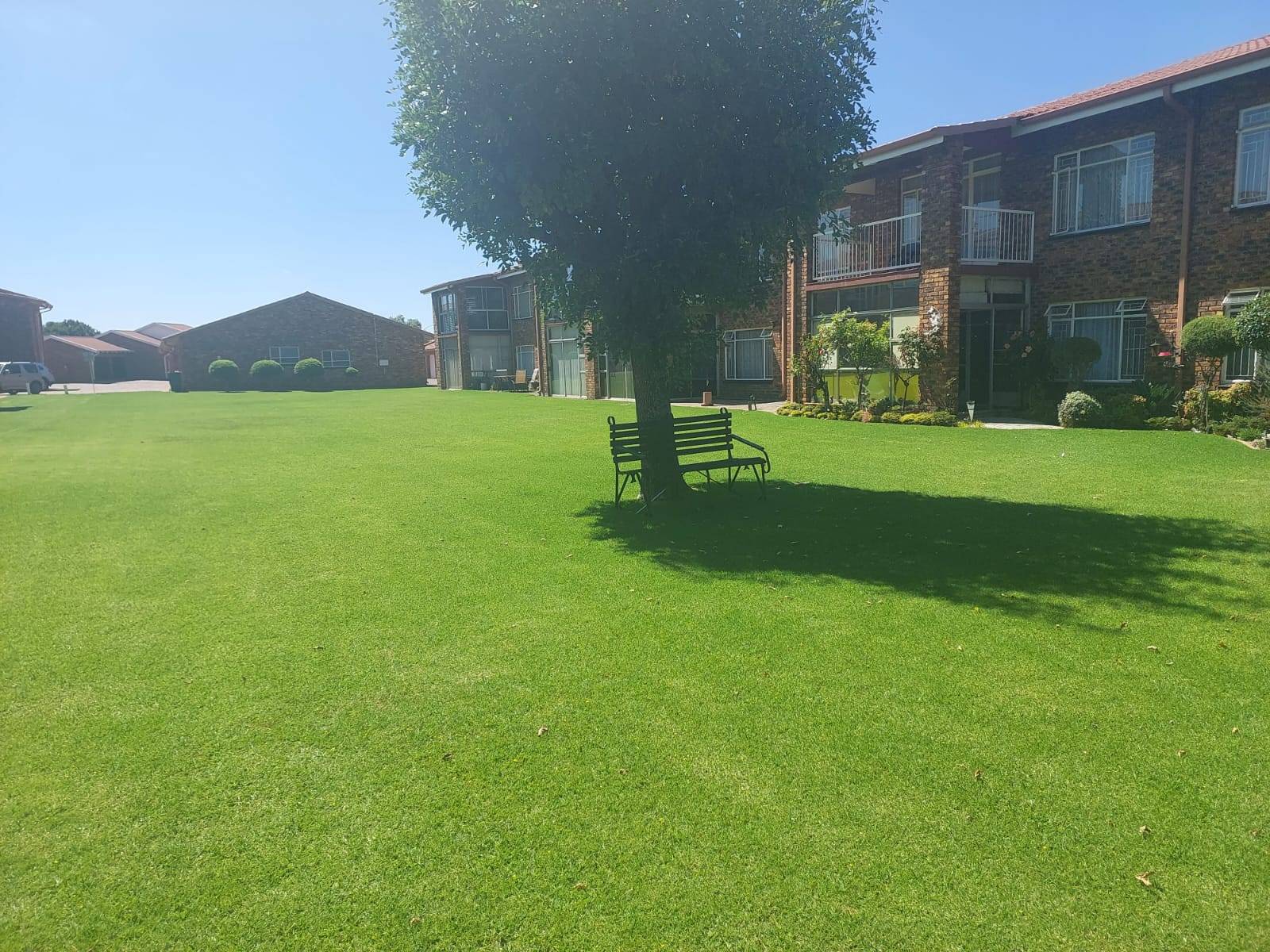 2-Bedroom Ground Floor Apartment for Sale in Howick Gardens, Northmead