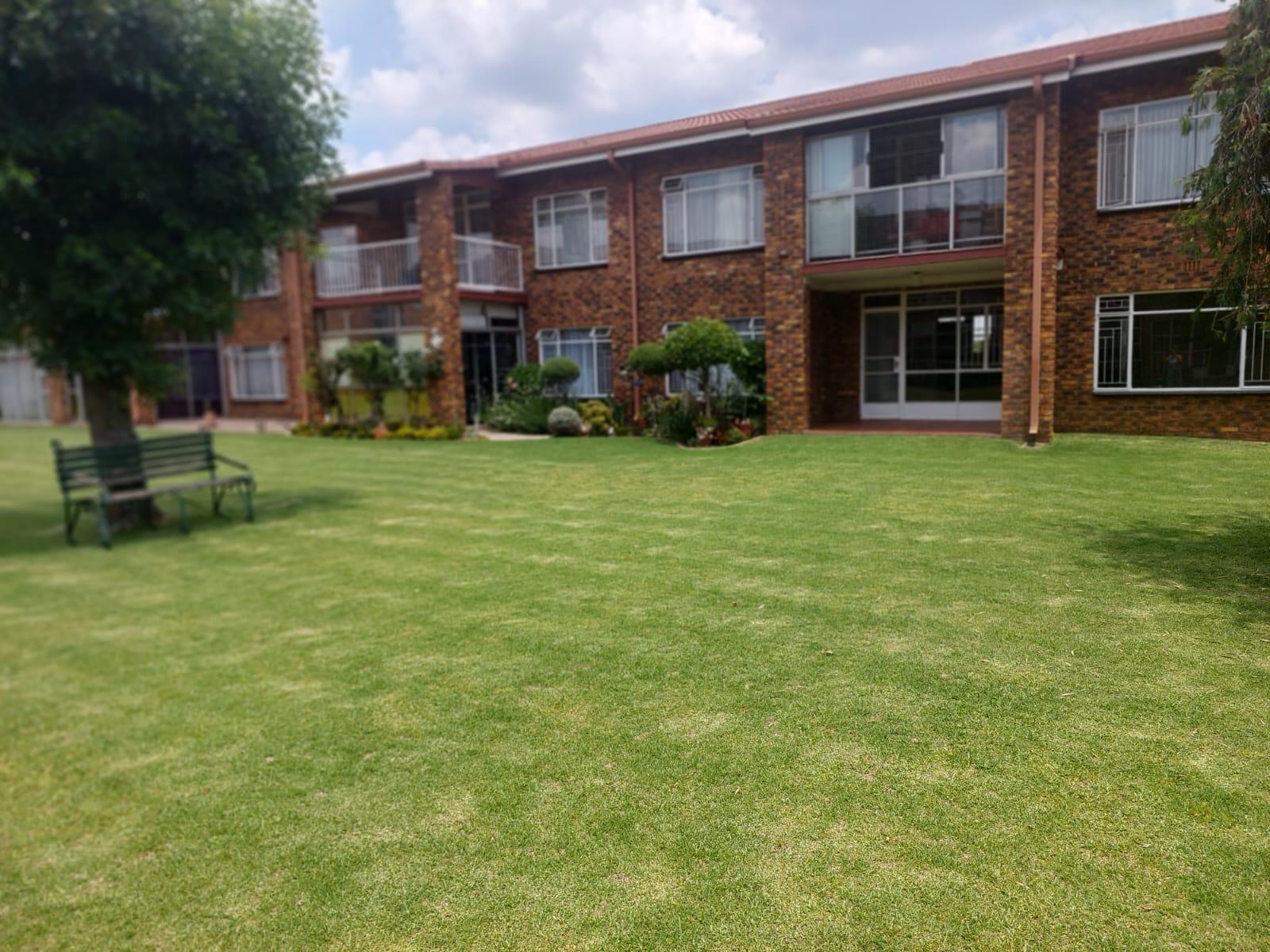 2-Bedroom Ground Floor Apartment for Sale in Howick Gardens, Northmead
