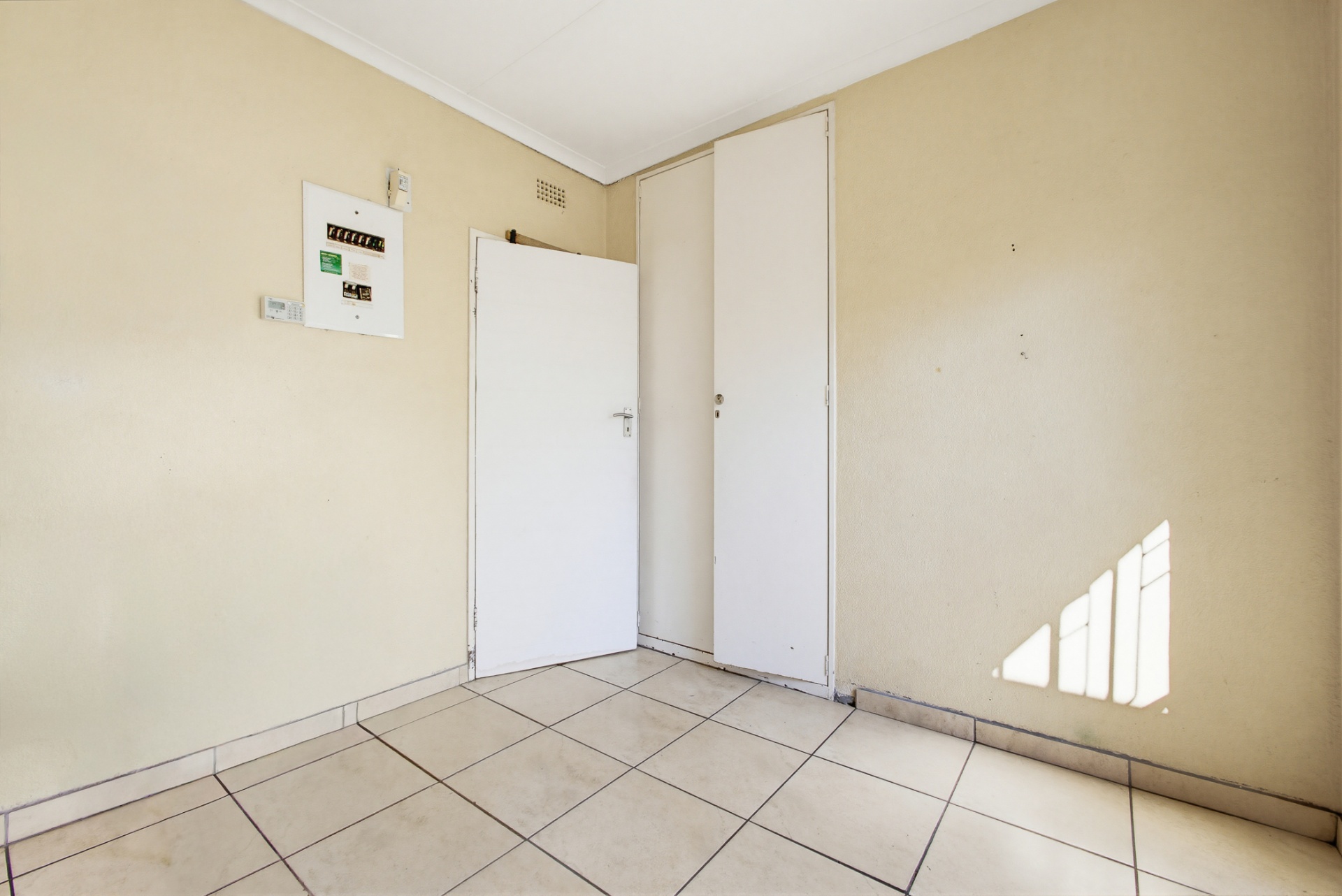 Spacious Family Home with Great Entertaining Areas in Crystal Park