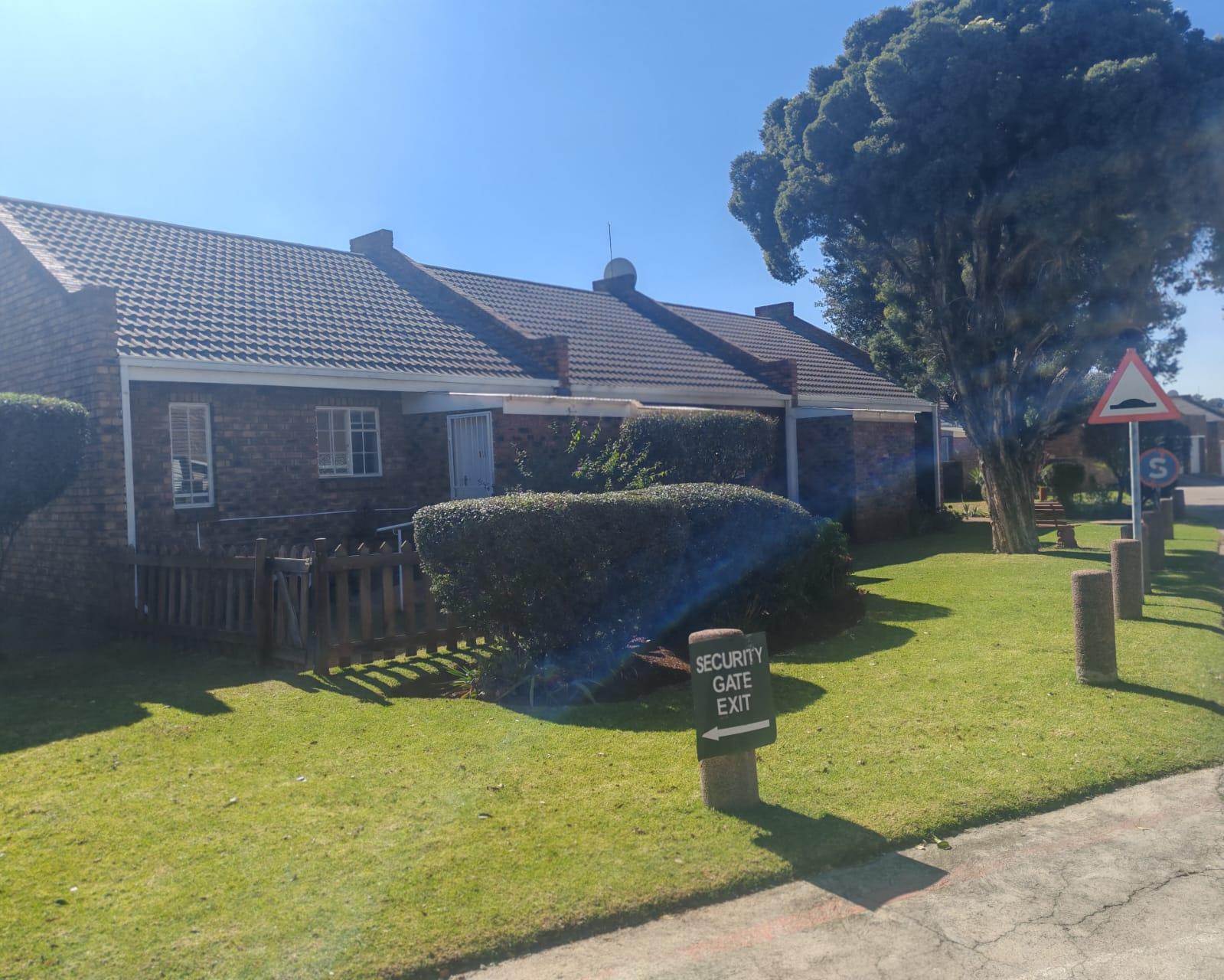 1 Bedroom Life Rights Cottage in Alan Woodrow Park Retirement Village – Boksburg South