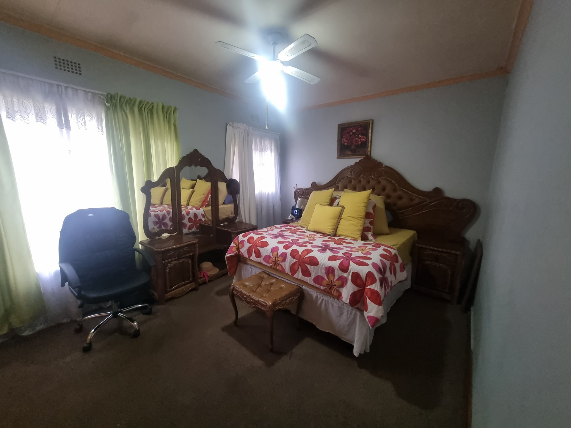 House For Sale in Dersley, Springs