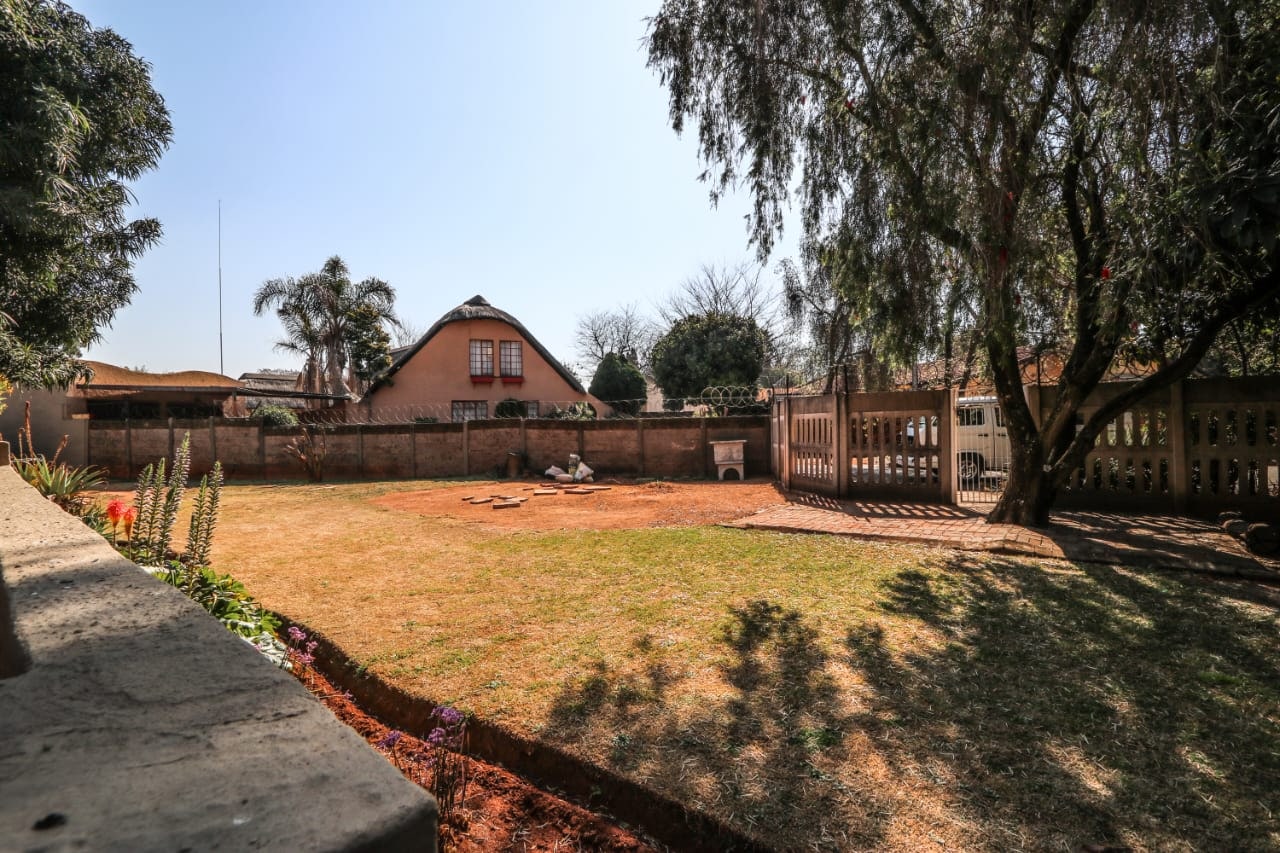 House For Sale in Dersley, Springs