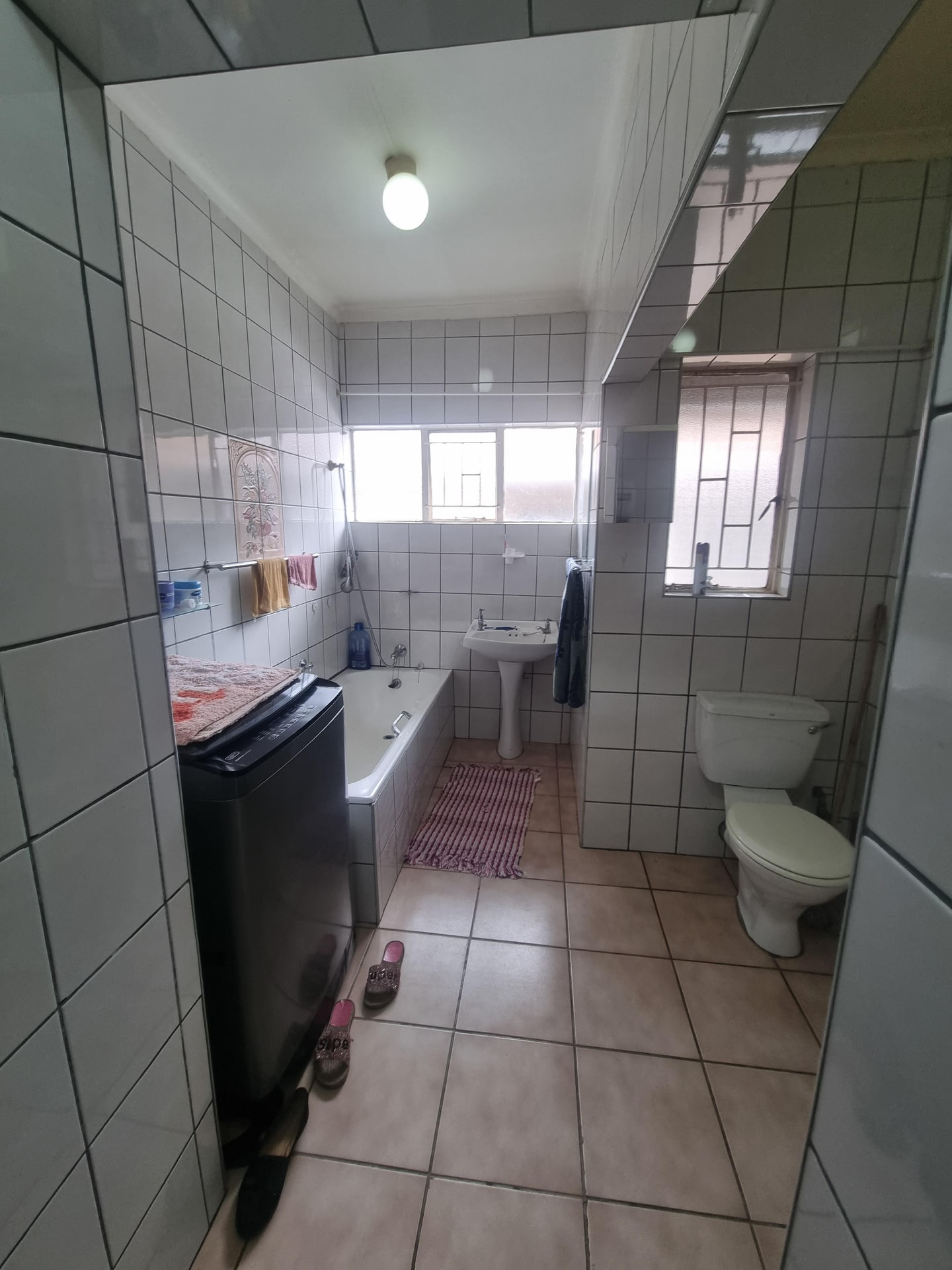 House For Sale in Dersley, Springs