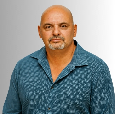 Nick Savvides 