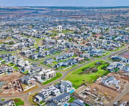 SEMIGRATION SHIFTS FROM LIFESTYLE TO STRATEGY