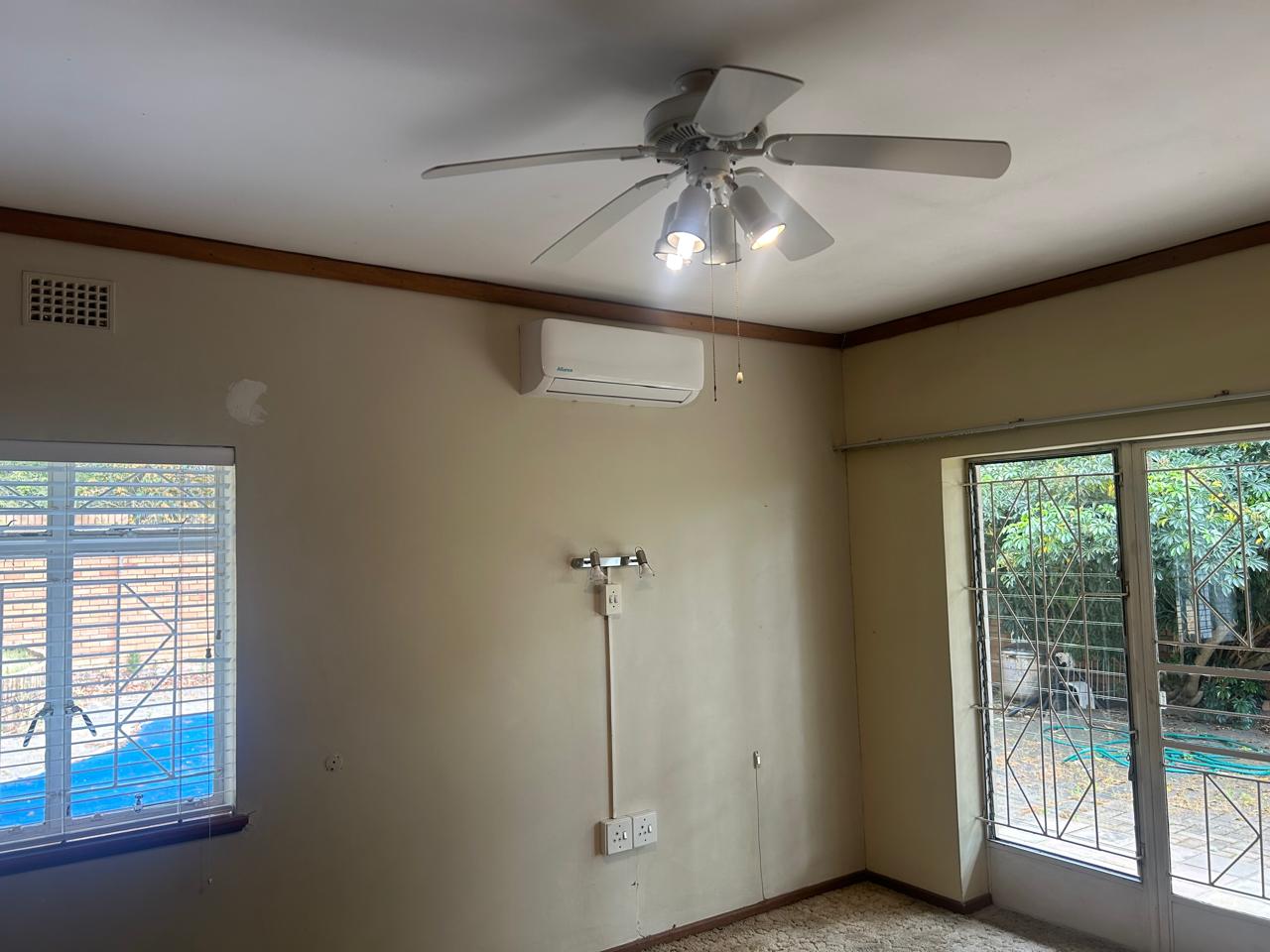 0m² Large family home to rent Short-term rental 4 months