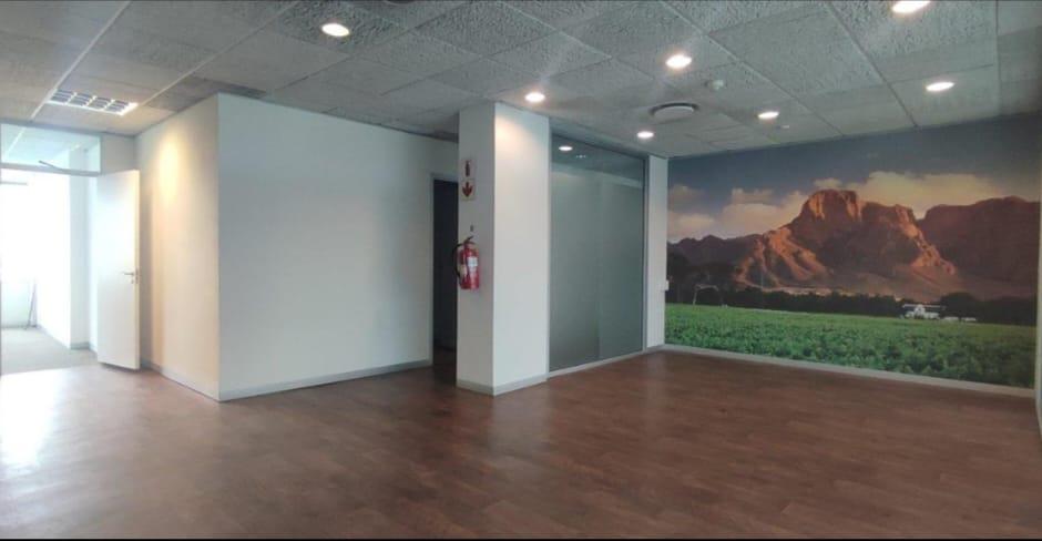 0m² Office Space to let in Nedbank Building on Boulevard