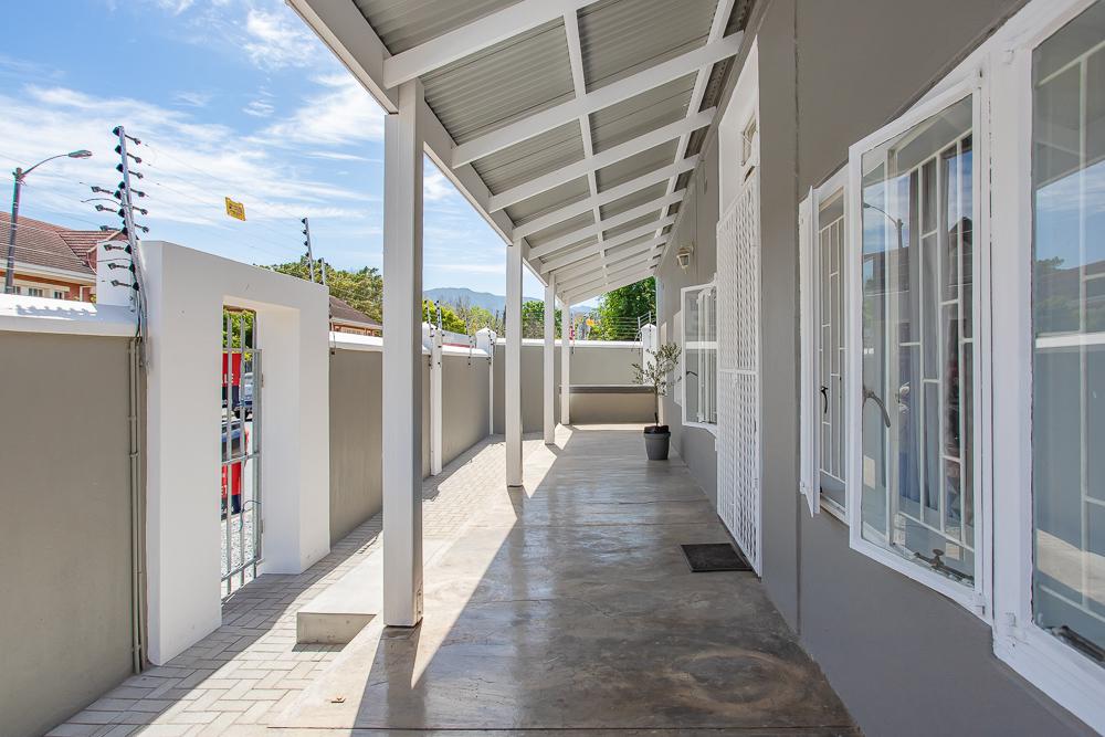 610m² STUDENT ACCOMODATION